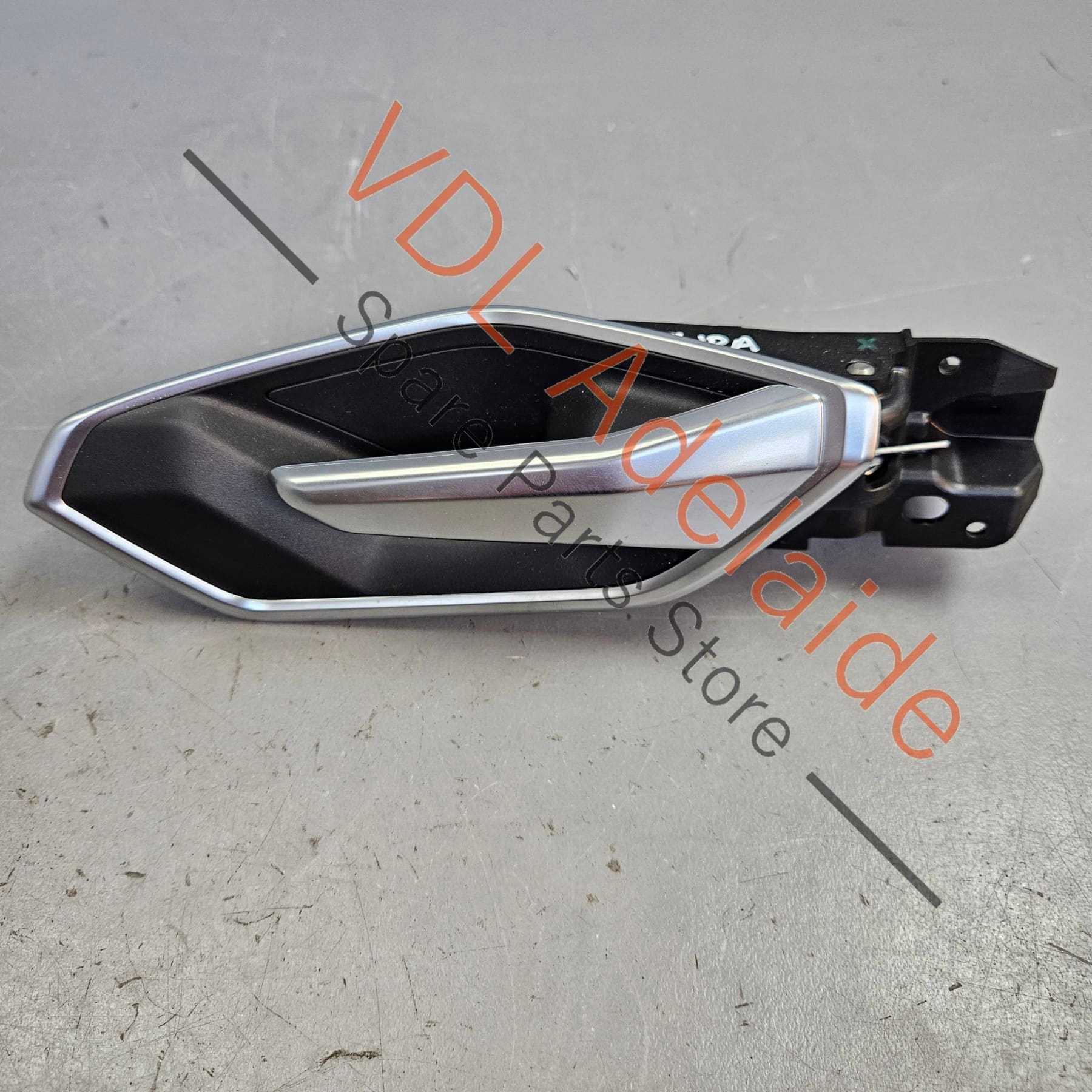 4KE839020D    Audi e-Tron Interior Door Handle Pull Right Rear 4KE839020D 4PK