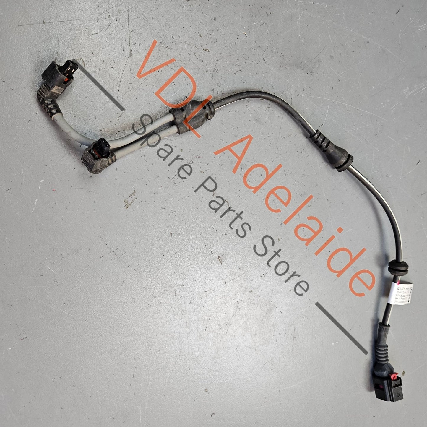 9J1971279B    Audi e-Tron Porsche Taycan Front Wheel Housing Wiring for ABS Speed Sensors & Brakes 9J1971279B