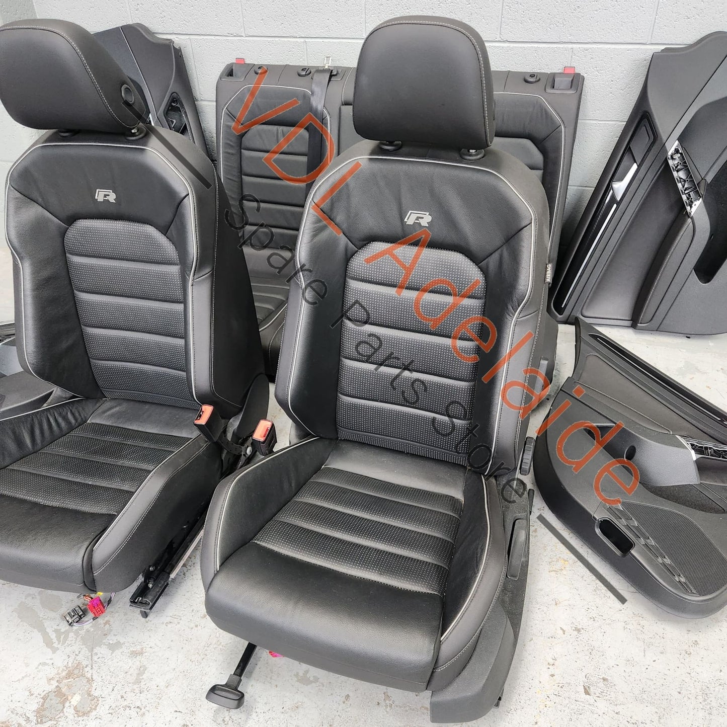     VW Golf MK7.5 R Set of Leather Front Seats and Door Cards Interior Package