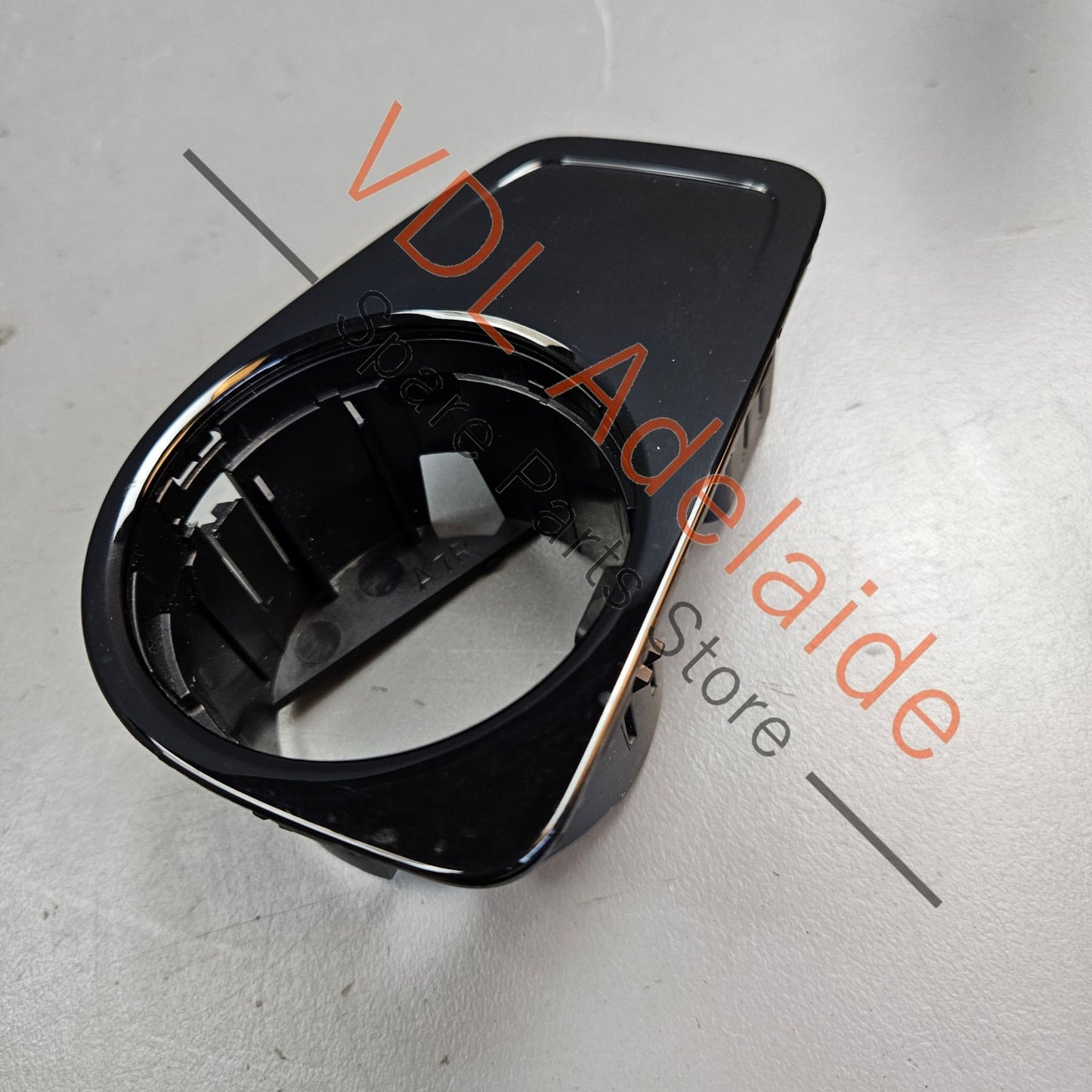 5G2858060 5G2858060CYI2   VW Golf Mk7 Headlight Switch Surround Interior Trim Gloss Black 5G2858060C YI2