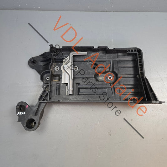 5Q0915331K    VW Golf Mk7 7.5 Battery Console Base Bracket w Clamp 5Q0915331K