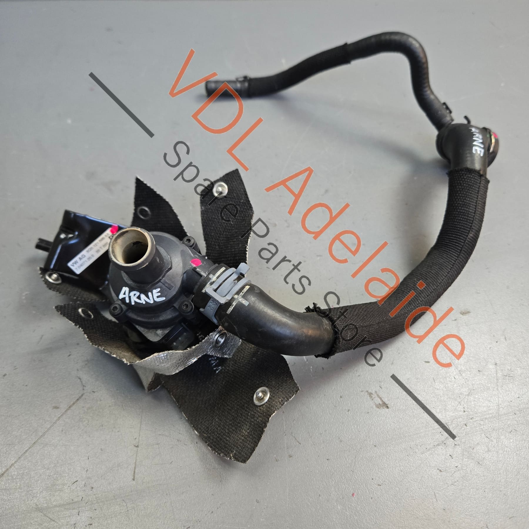 5Q0121599AA 5Q0122157AK   VW Golf MK7 Electric Water Additional Coolant Pump & Hose 5Q0121599AA 5Q0122157AK