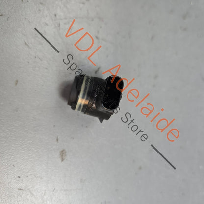 5Q0919275B    VW PDC Front Parking Sensor 5Q0919275C Indium Grey LR7H X3X3 Back Side