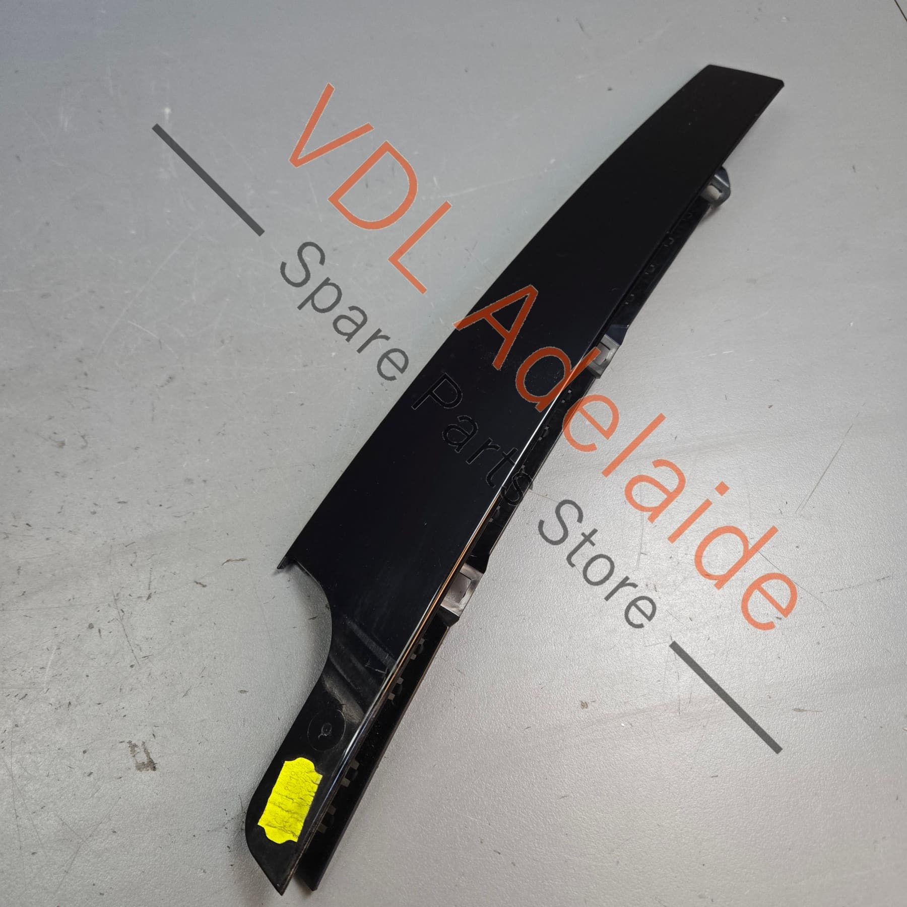 5G4837902D 5G4837890B   VW Golf Mk7 Gloss Black Front Right B Pillar Exterior Trim for Door Window Frame 5G4837902C 5G4837890B