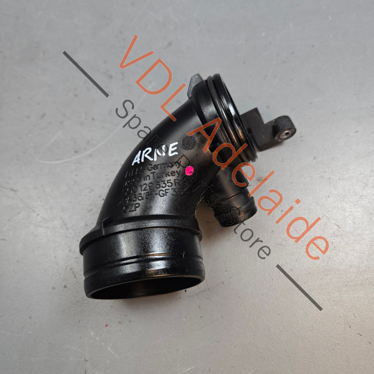 5Q0129635R 5Q0129635P   VW Golf R Mk7 Air Filter Connection Piece & Air Hose 5Q0129635R 5Q0129635P