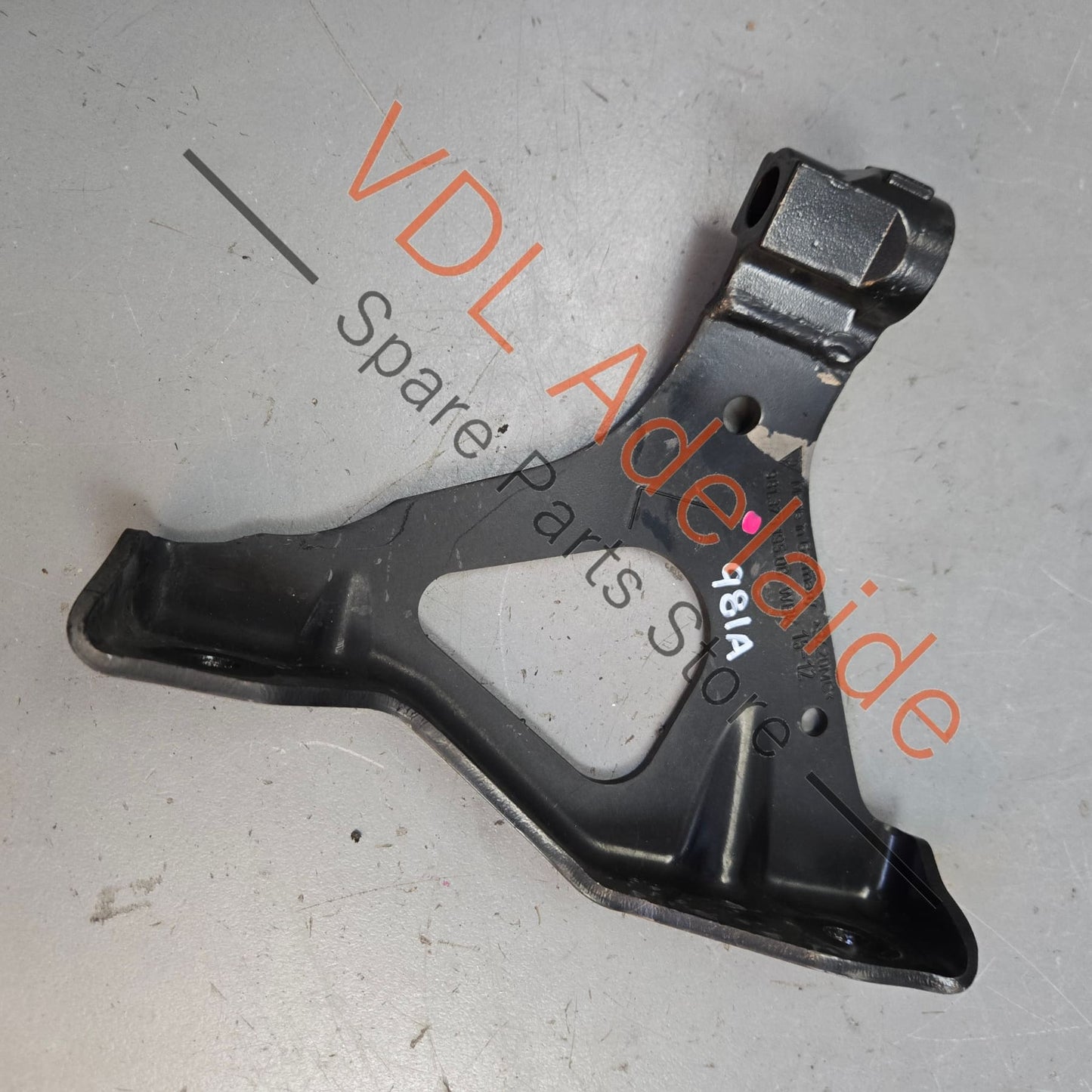 98137519500   Porsche Cayman Boxster Left Side Engine Mount Bracket 98137519500