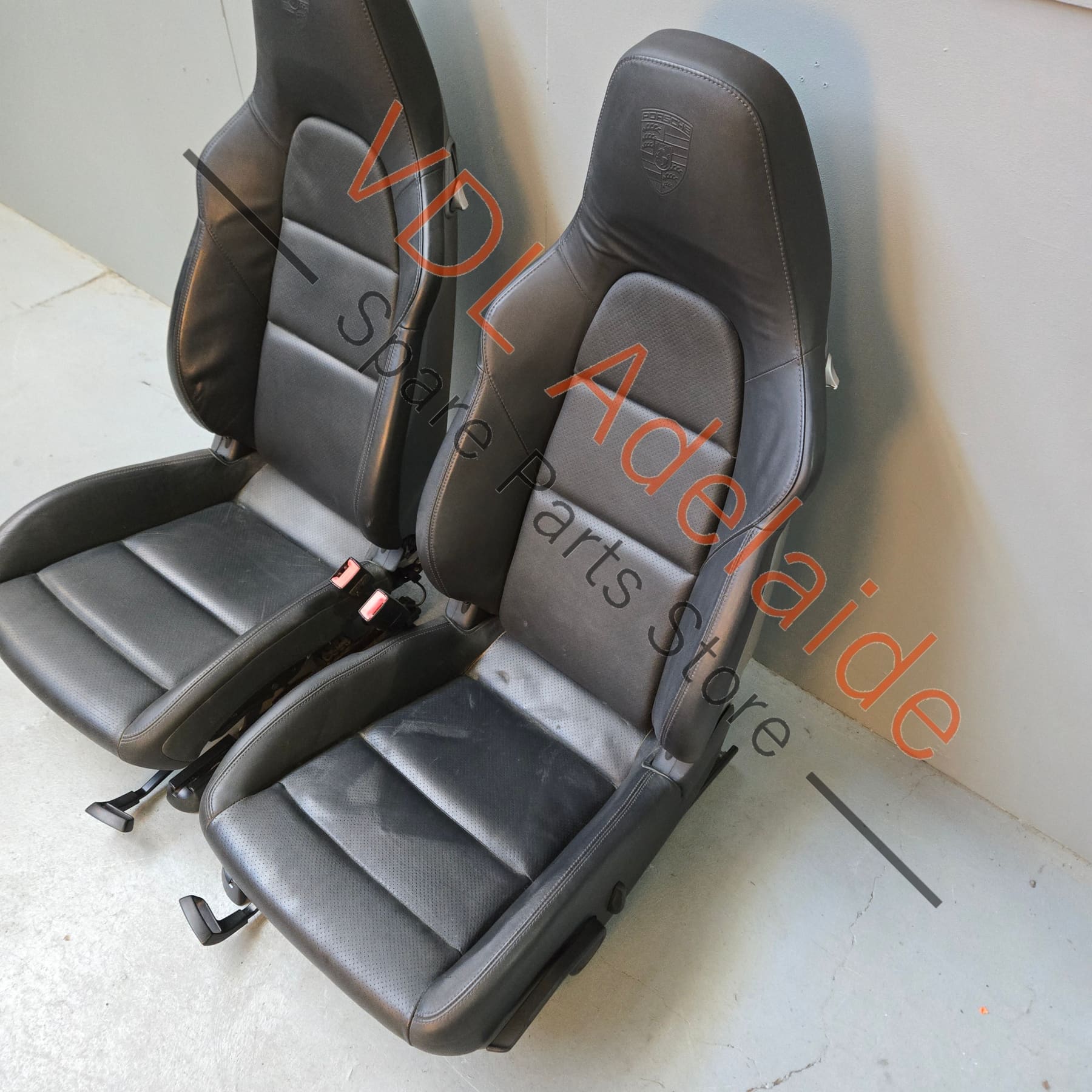     Porsche Boxster 981 Cayman Black Leather Seat Set Pair