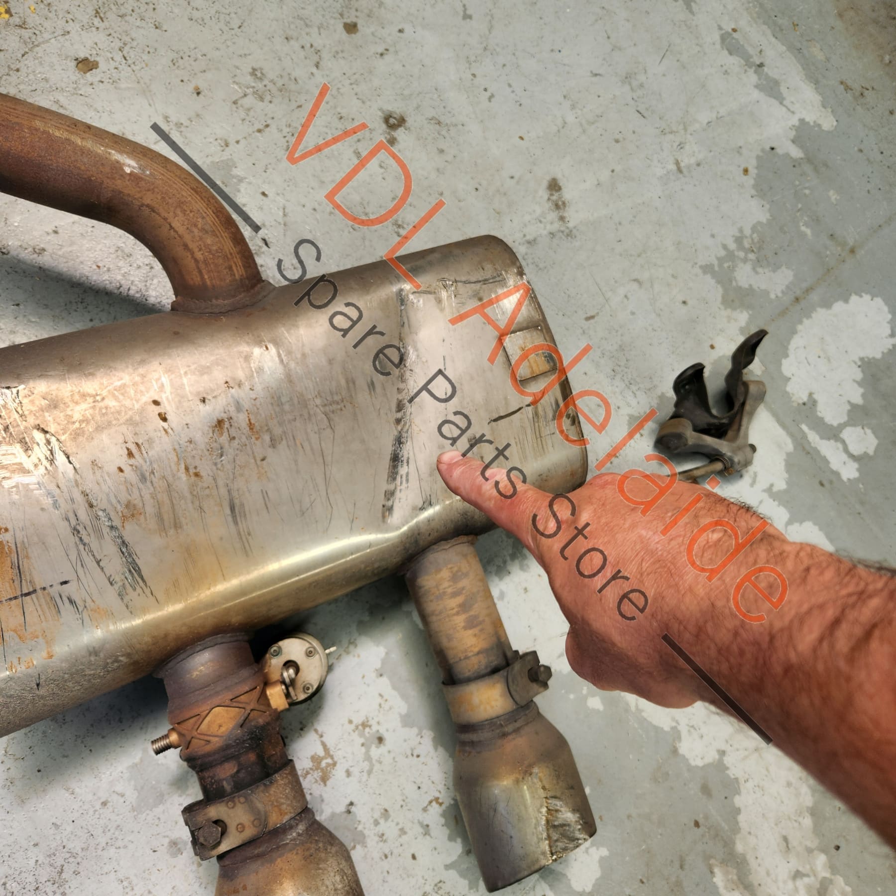     VW Golf MK6 R Aftermarket Miltek Exhaust and unknown brand Downpipe **Damaged stock**