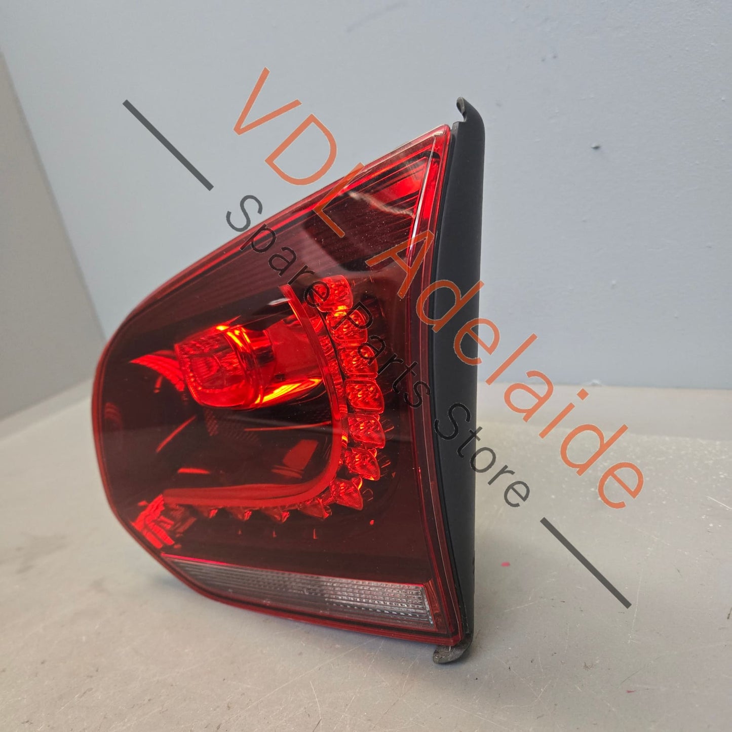 5K0945094AG    VW Golf R LED Tail Light Right Inner Genuine OEM 5K0945094AG