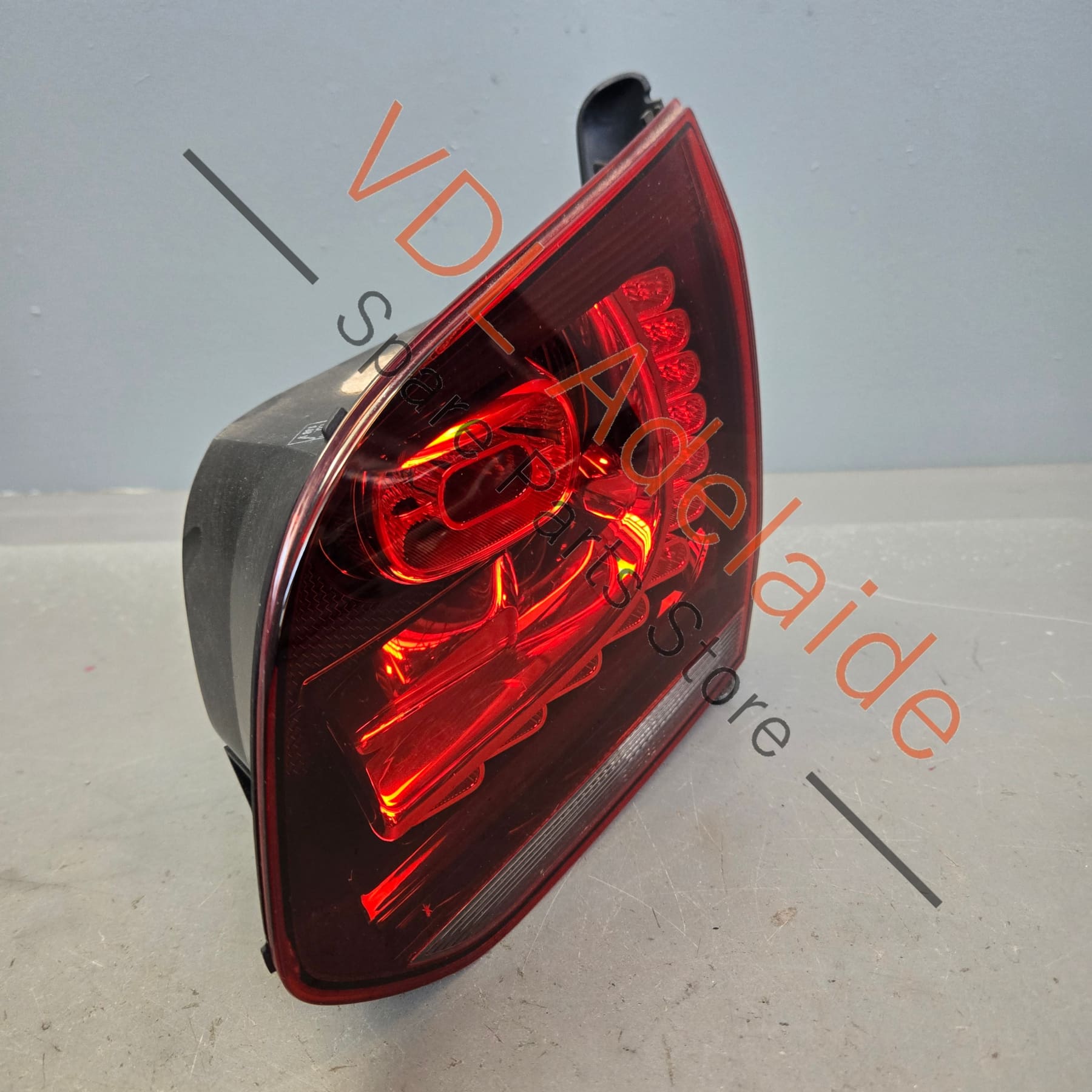 5K0945094AG    VW Golf R LED Tail Light Right Inner Genuine OEM 5K0945094AG