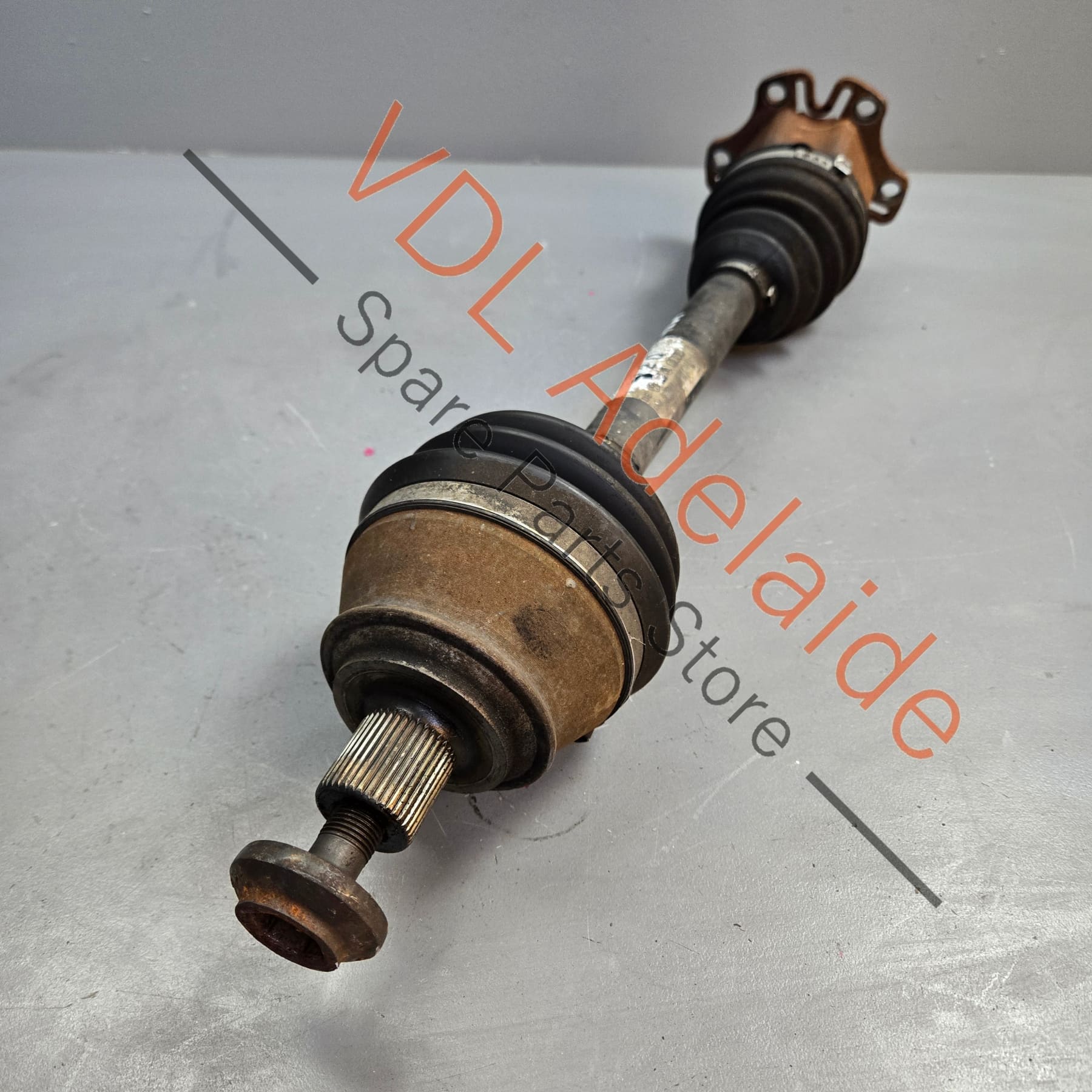 4E0407272Q    Audi A8 D3 4E Front Right Driveshaft CV Axle 4E0407272Q