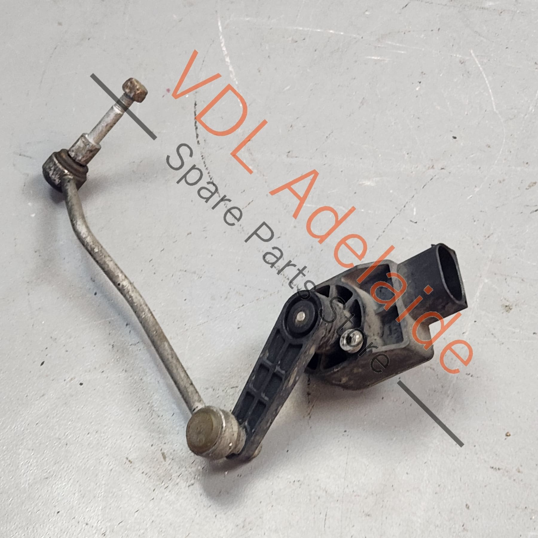 4E0941286G 4E0941286F   Audi A8 S8 D3 Front Right Suspension Height Level Sensor 4E0941286G 4E0941286F