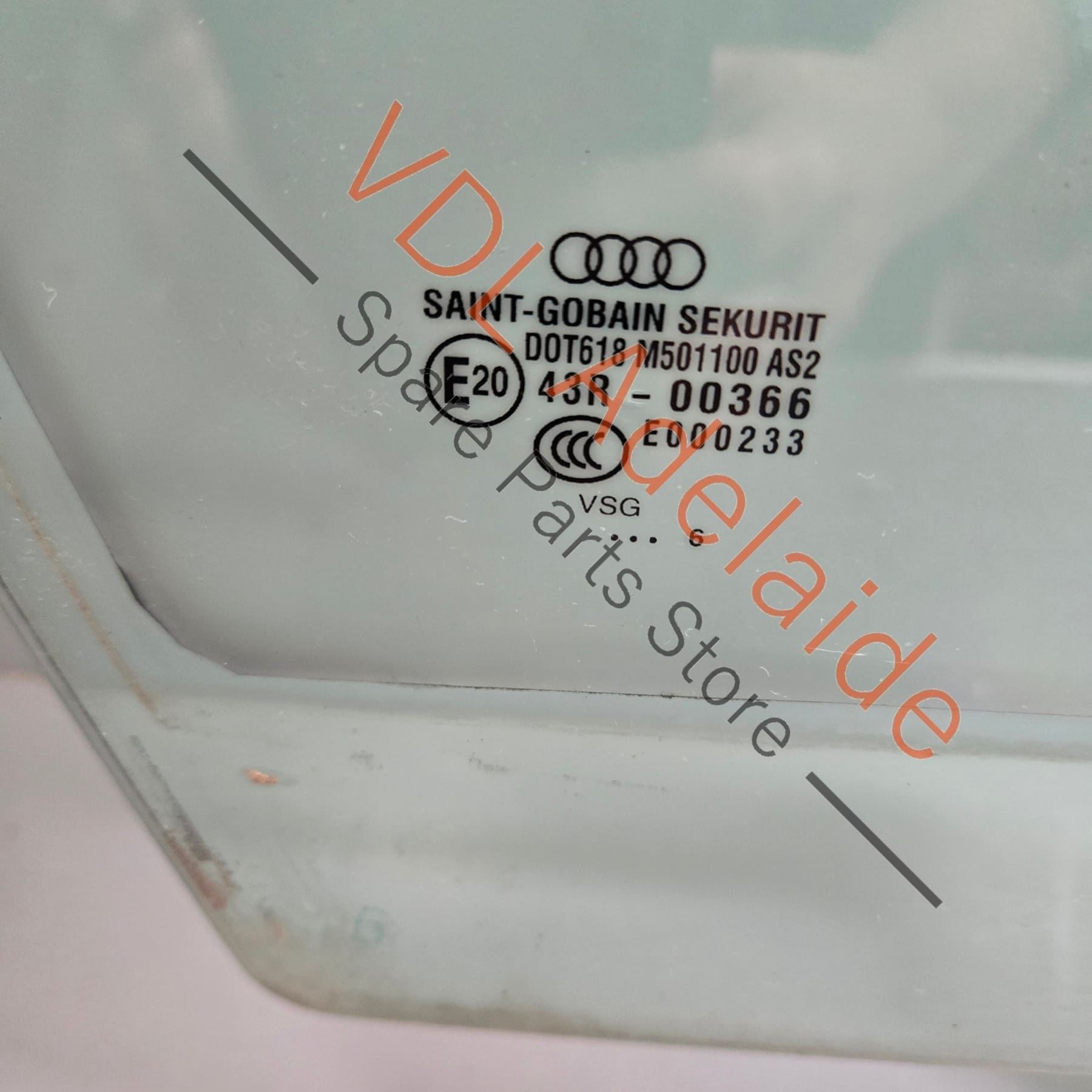 4E0845022G    Audi A8 4E D3 Right Front Door Glass Anti-intrusion 4E0845022G