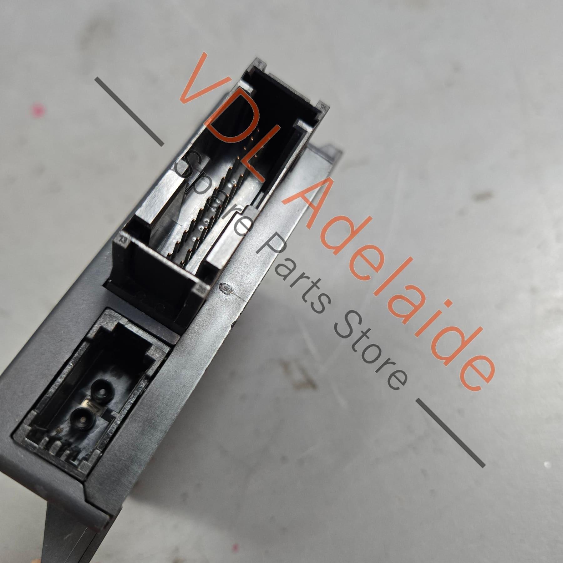 4E0907468H 4L0910468 4E0907468G  Audi A8 D3 4E Central Gateway Diagnosis Module for Data Bus 4E0907468H 4L0910468
