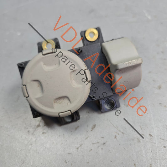 4E0959778C 4E0959778CEC3   Audi A8 D3 Electric Lumbar Support Seat Switch 4E0959778C EC3 Right
