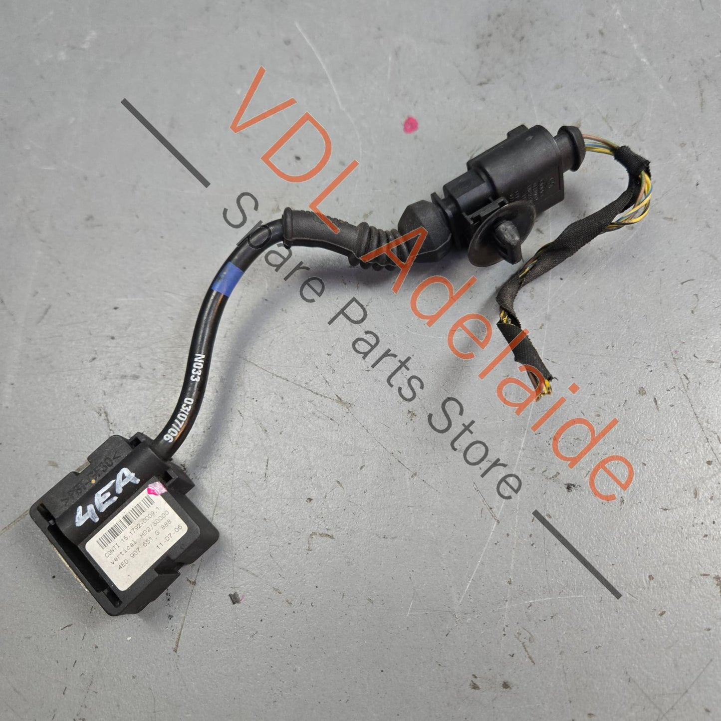 4E0616575K 4E0616575J   Audi A8 Acceleration Sensor Front Left 4E0616575K 4E0616575J