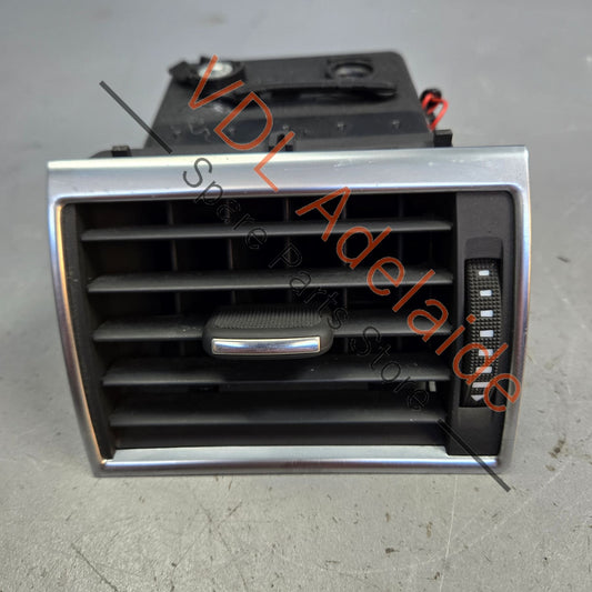 4E0820952J3Q7 4E0820952J 4E0820952  Audi A8 D3 4E Right Centre Dashboard Air Vent 4E0820952J 3Q7
