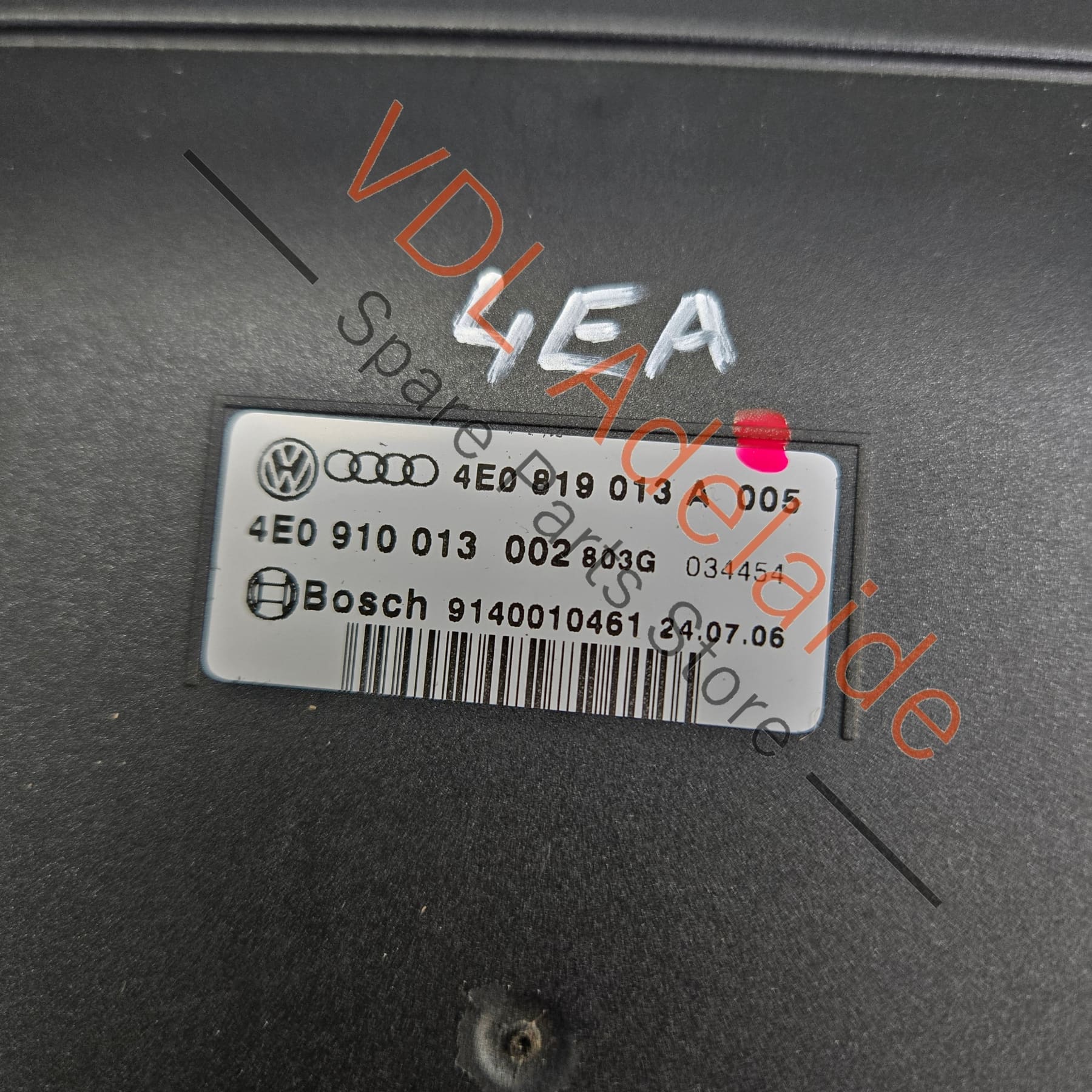 4E0819013A    Audi A8 Floor Mounted Heater Booster Vent with Internal Heating Element 4E0819013A Left