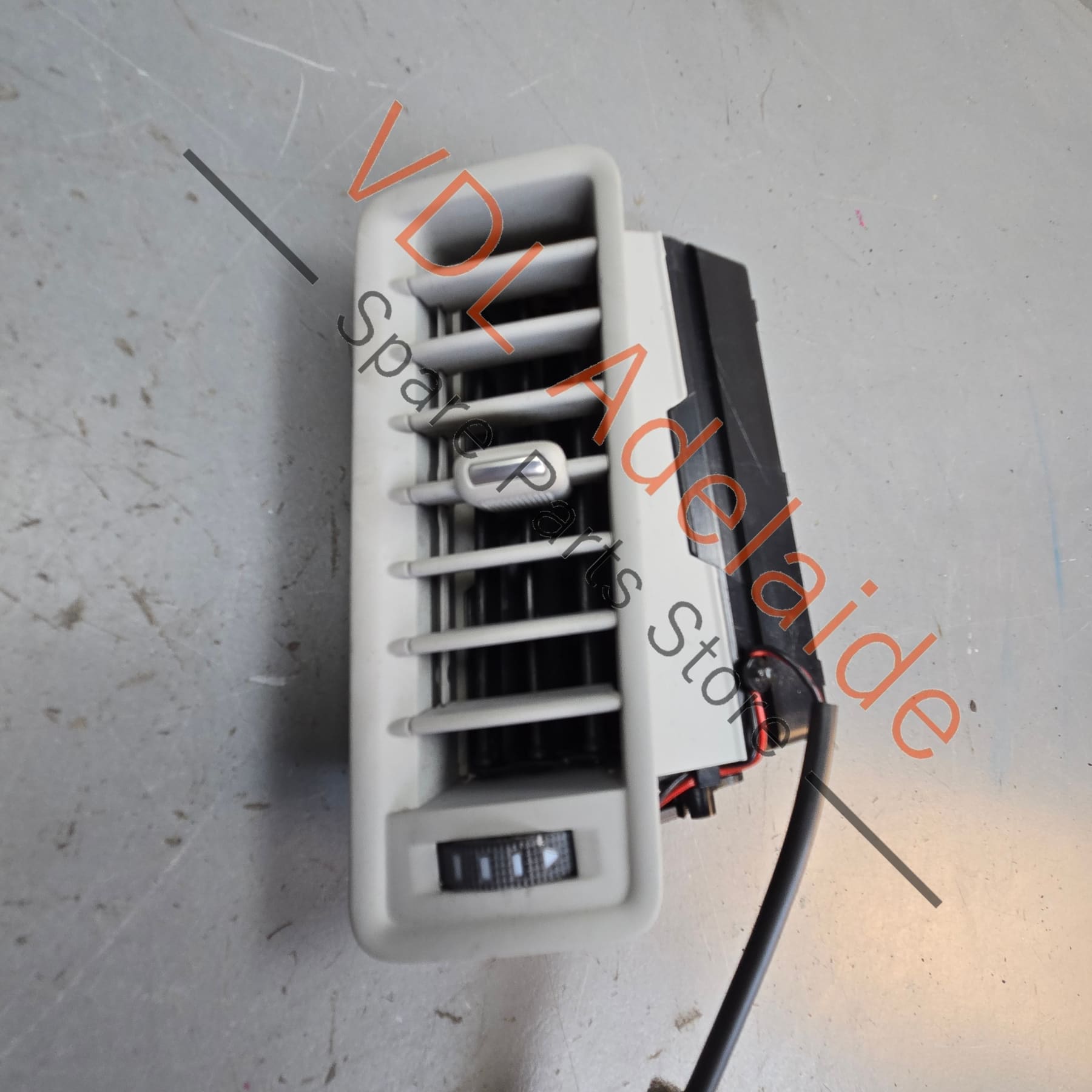 4E0819704C    Audi A8 Right B Pillar Passenger AC Vent 4E0819704C 9NQ