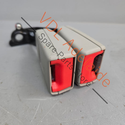 4E0857739AE59 4E0857739A   Audi A8 S8 Rear Left Double Seat Belt Catch Latch Clasp Clip 4E0857739A E59 Colour light platinum (grey)