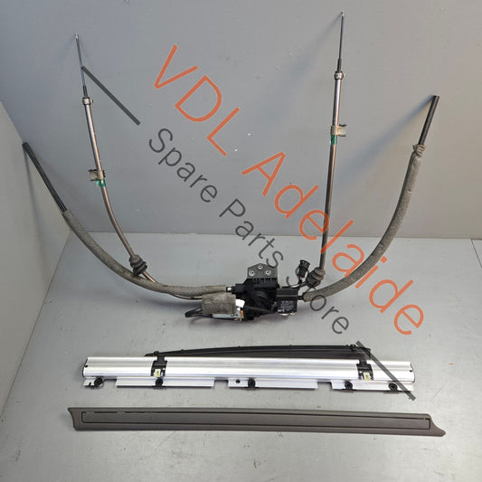 4E0861334G 4E0861978B   Audi A8 Rear Right Electric Sun Blind Shade with drive motor assy 4E0861334G 4E0861978B