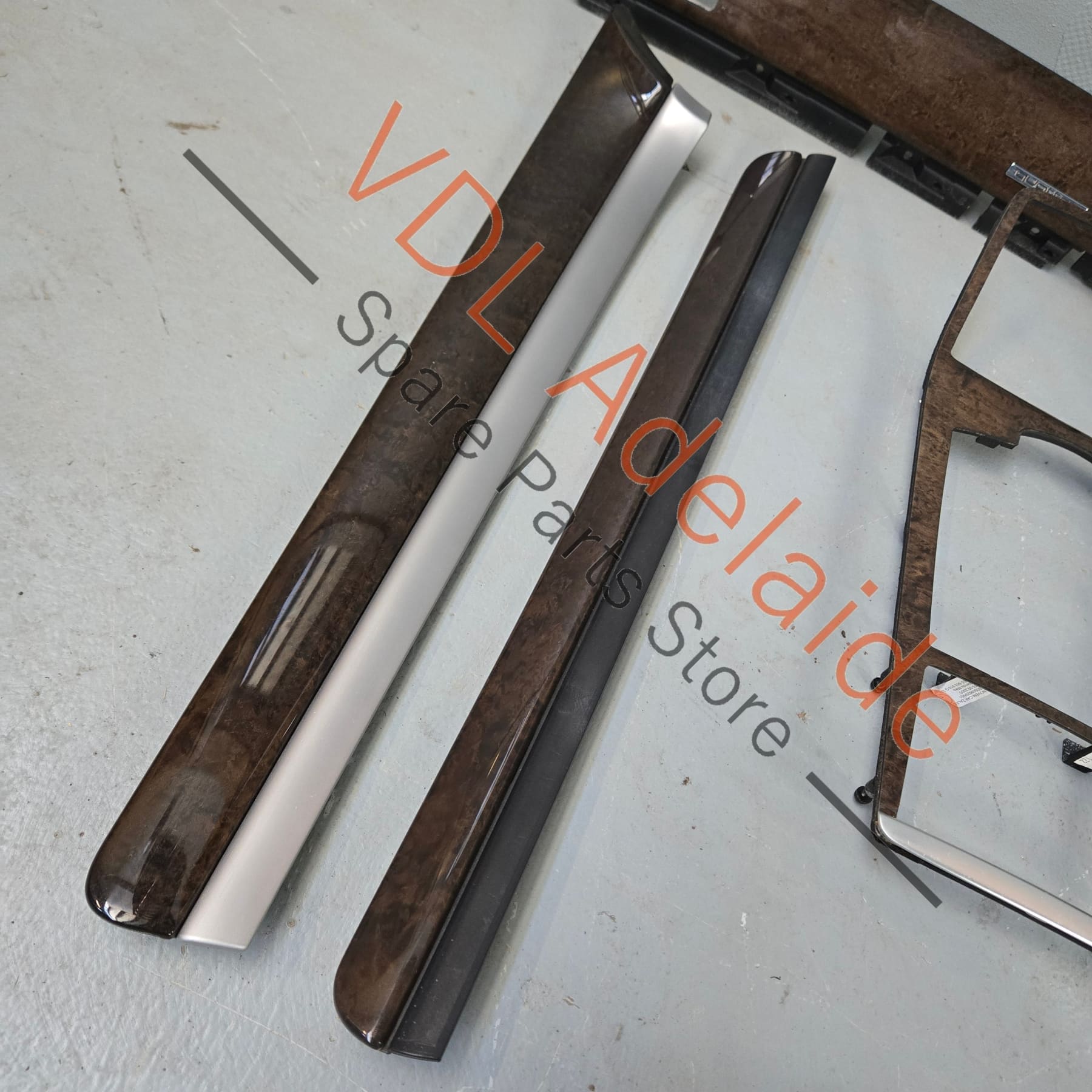 4E0863916G3J3 4E2857115C3J3 4E0857967C3J3 4E0857968C3J3 Audi A8 Interior Wood Grain Doors & Dashboard Grey Birch for RHD models