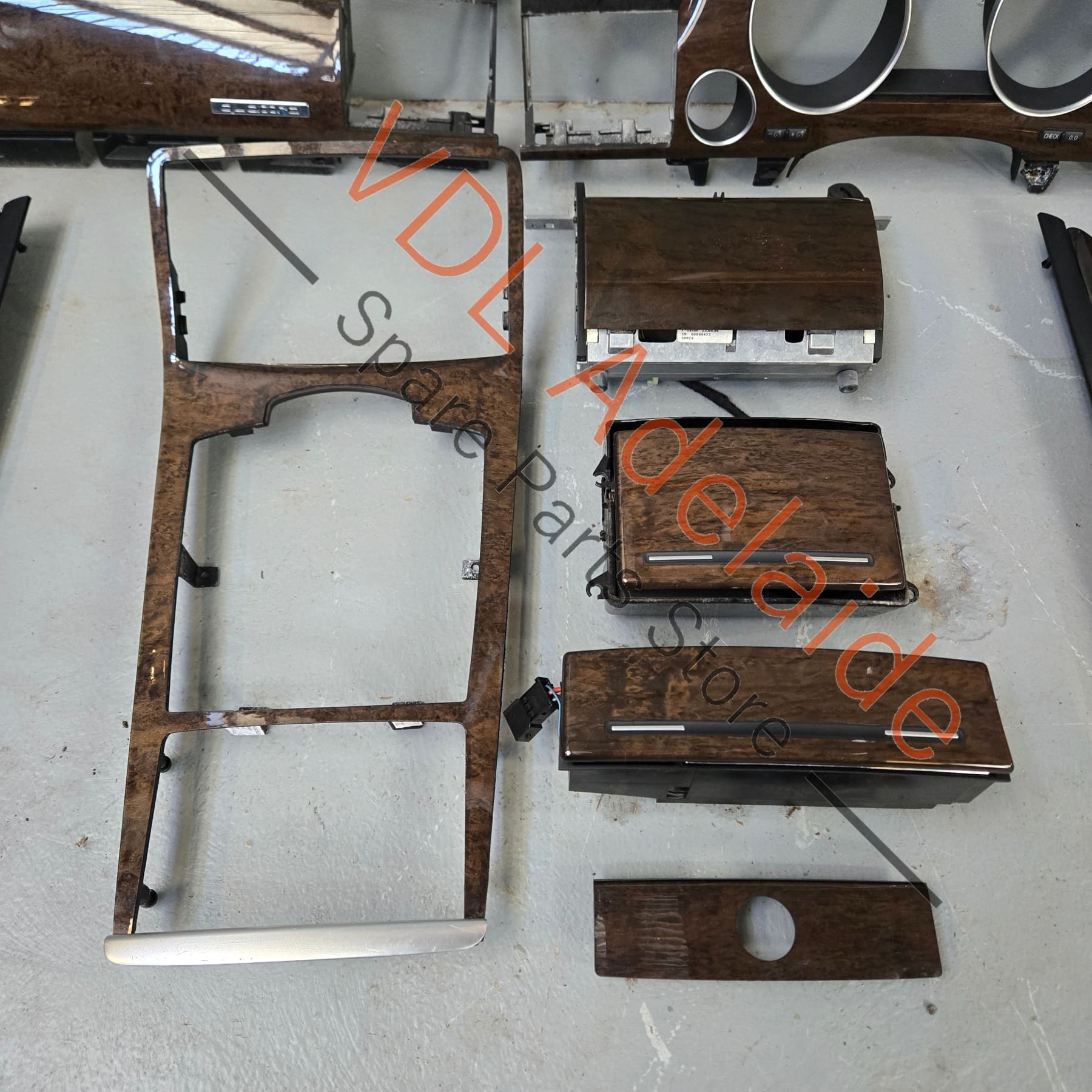 4E0863916G3J3 4E2857115C3J3 4E0857967C3J3 4E0857968C3J3 Audi A8 Interior Wood Grain Doors & Dashboard Grey Birch for RHD models