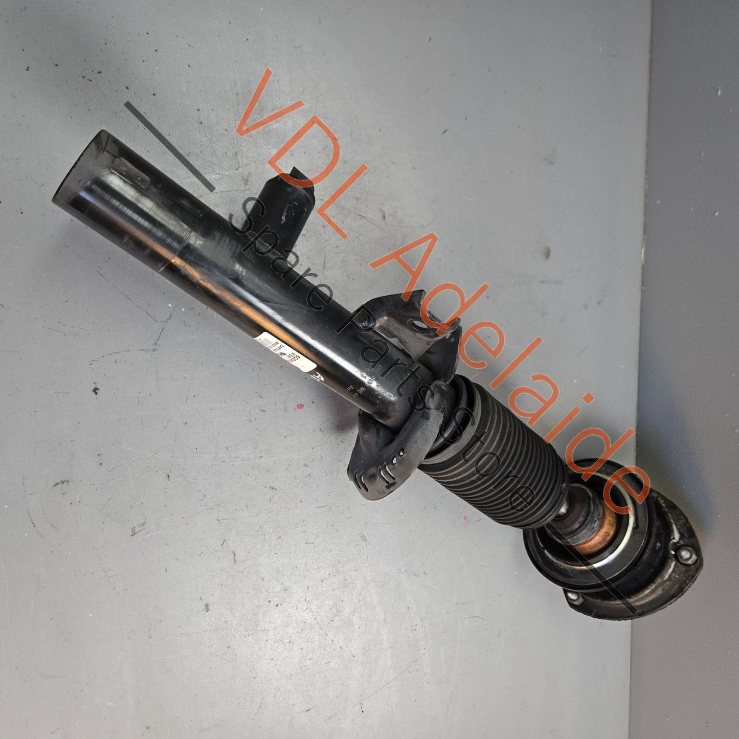 5Q0413031ED    VW Golf Mk7 7.5 R Front DCC Active Damper Shock Absorber 5Q0413031ED