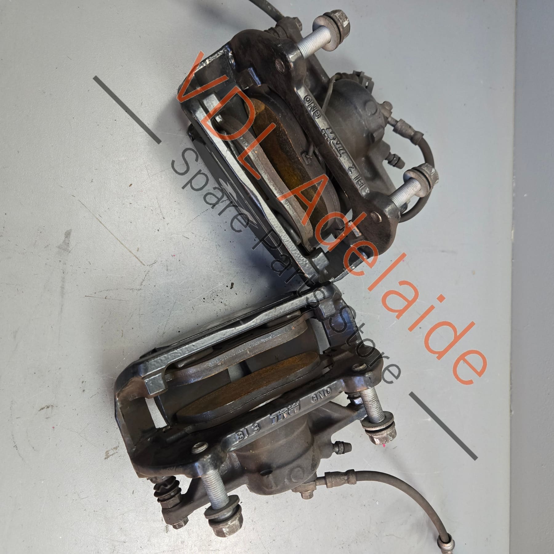 5G0615123D 5G0615124D 8V0615125B  VW Golf MK7 7.5 R Front Brake Caliper Set Pair with Carriers 340mm x 30mm