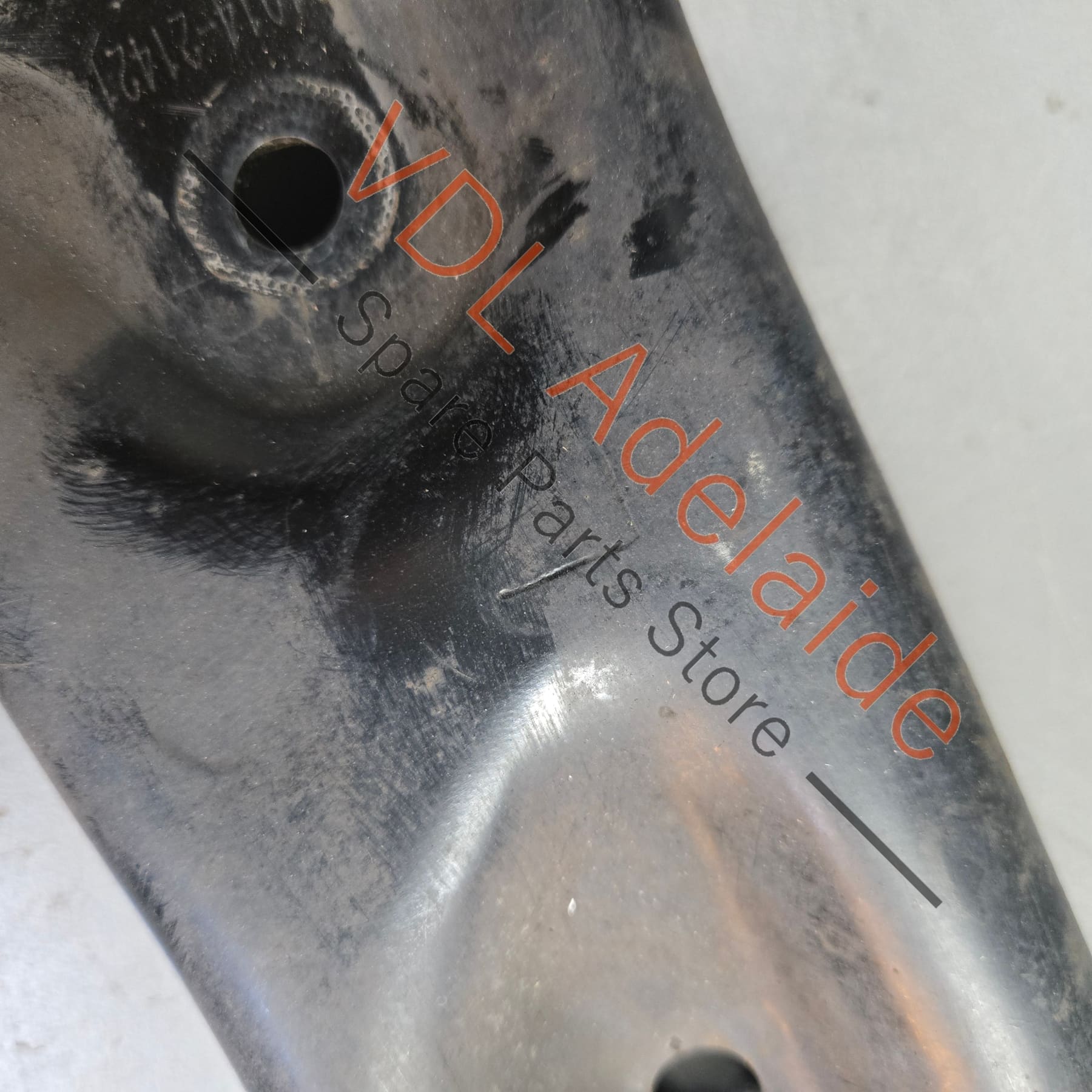 5Q0407151J 5Q0407151R 5WA407151  VW Golf MK7 7.5 Front Left Lower Control Arm 5Q0407151R / J / 5WA407151