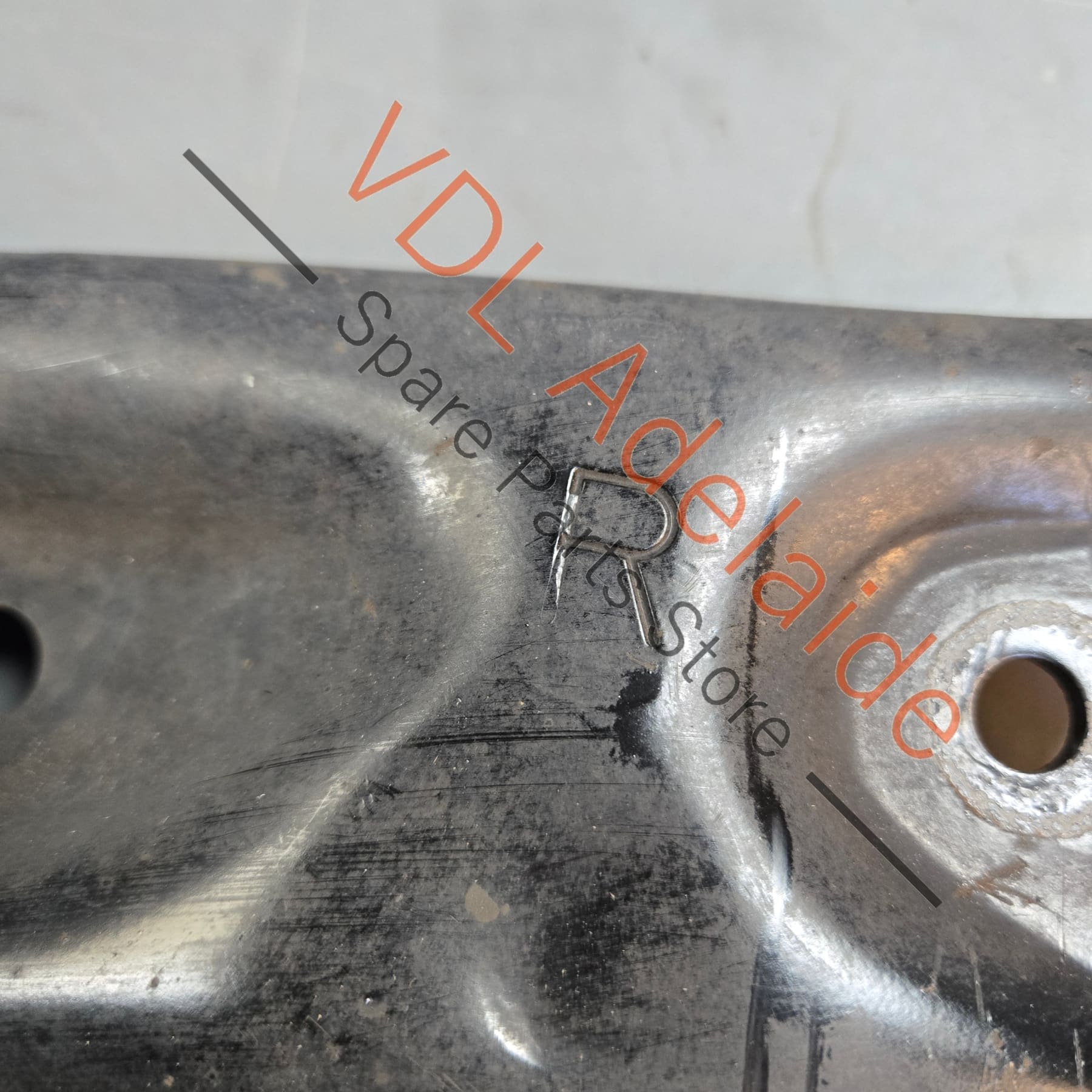 5Q0407152J 5Q0407152R 5WA407152  VW Golf MK7 7.5 Front Right Lower Control Arm 5Q0407152R /J / 5WA407152