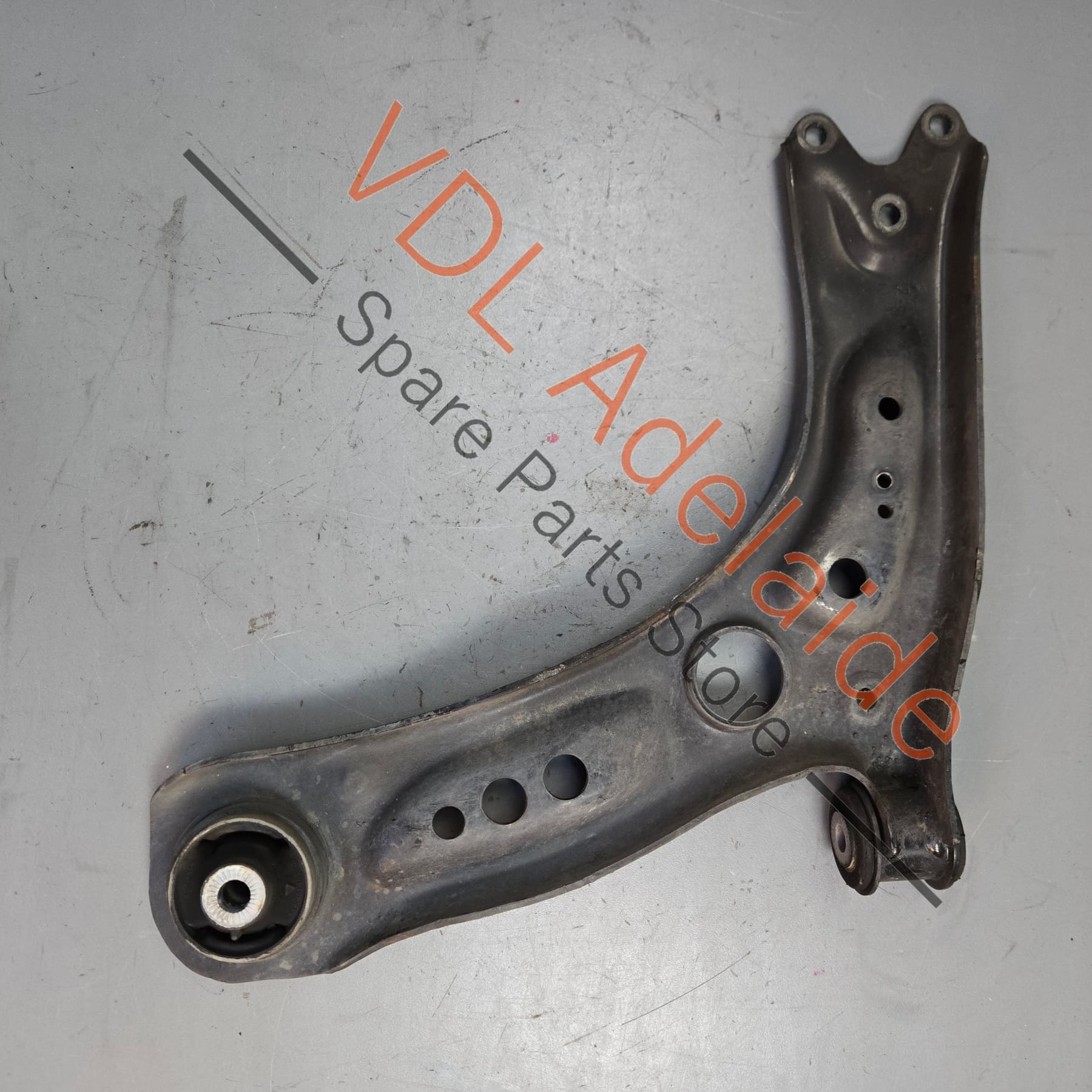 5Q0407152J 5Q0407152R 5WA407152  VW Golf MK7 7.5 Front Right Lower Control Arm 5Q0407152R /J / 5WA407152