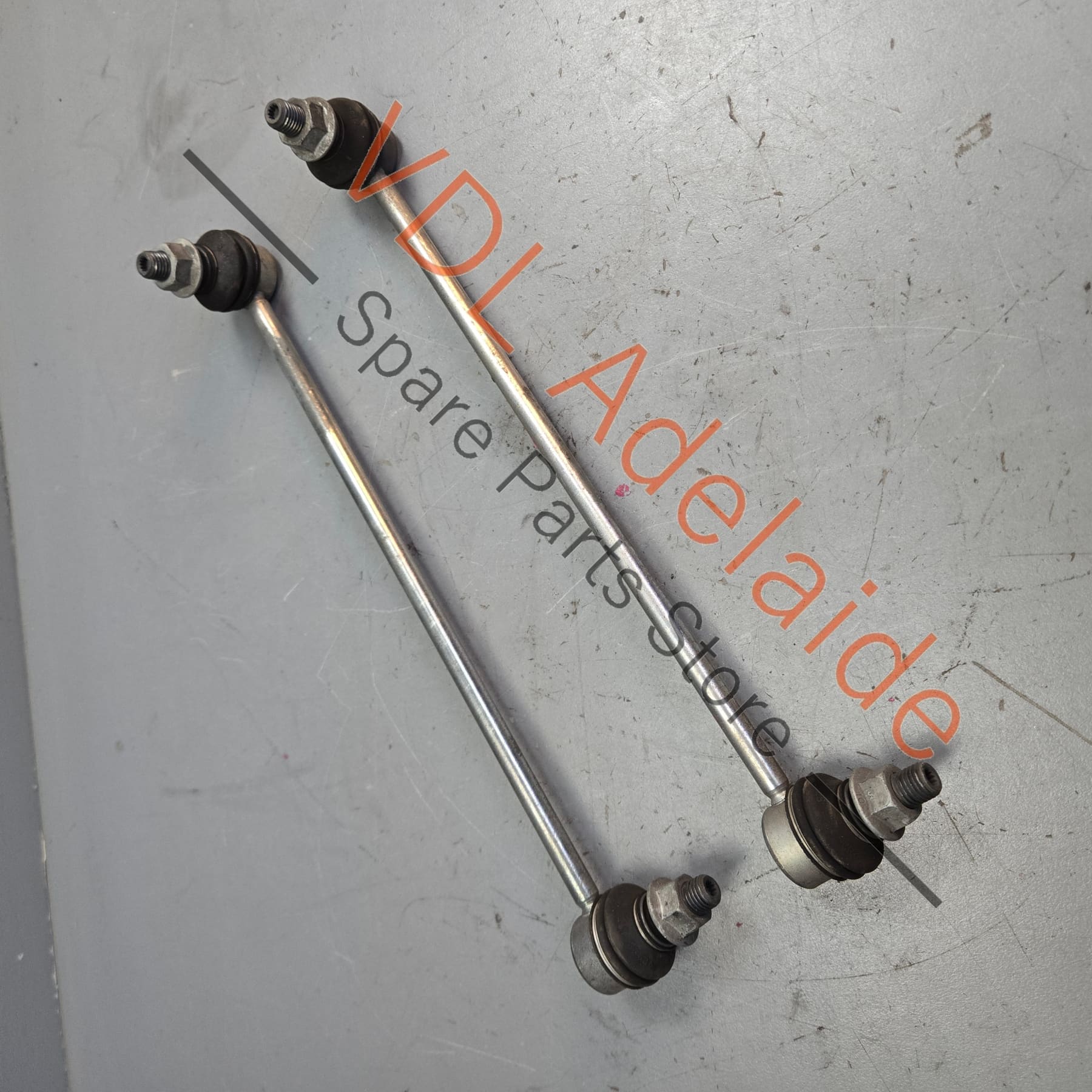 5Q0411315D    VW Golf Audi A3 Front Suspension Swaybar Coupling Rod Link Set 5Q0411315D