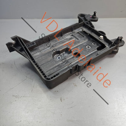 5Q0915331K    VW Golf R Mk7 Battery Console Base 5Q0915331K