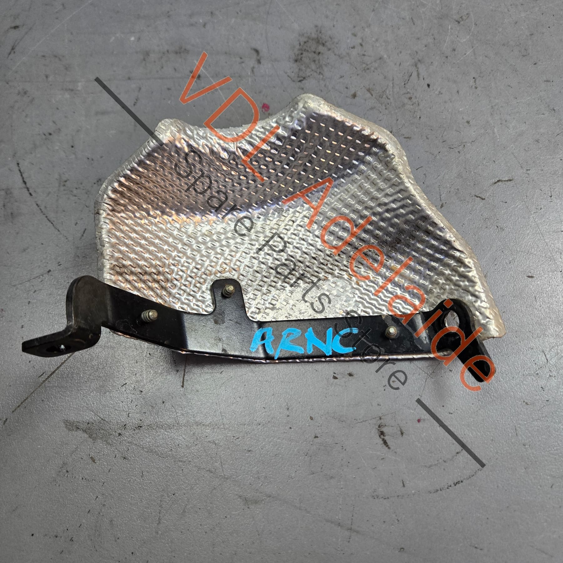 5Q0521441B    VW Golf R Audi S3 Driveshaft Guard Plate 5Q0521441B