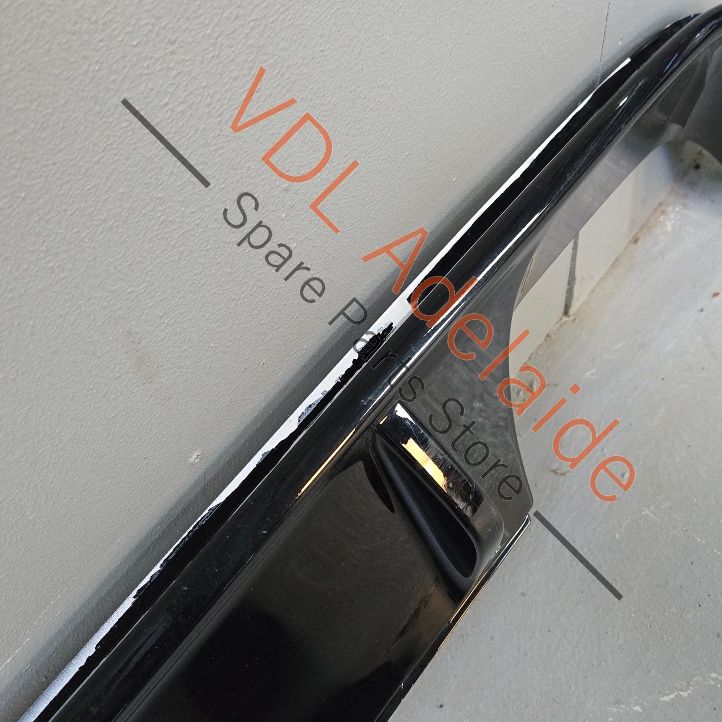 5G6807568N 5G6807568N041   VW Golf R MK7 Rear Bumper Diffuser Genuine OEM 5G6807568N 041