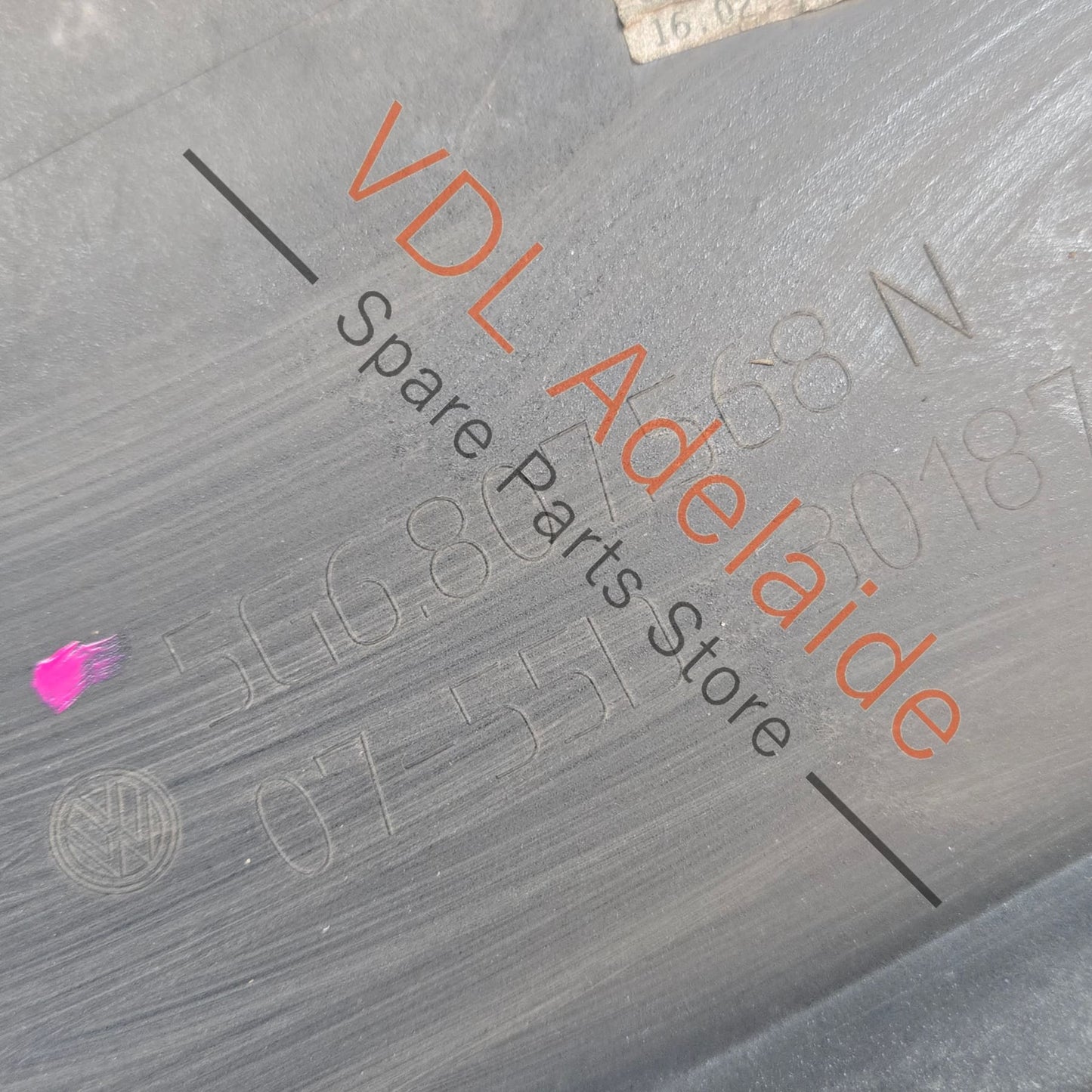 5G6807568N 5G6807568N041   VW Golf R MK7 Rear Bumper Diffuser Genuine OEM 5G6807568N 041