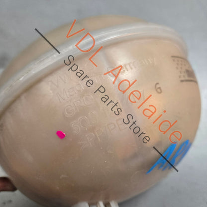 5Q0121407AA    VW Golf MK7 Water Coolant Tank Reservoir with Cap 5Q0121407AA