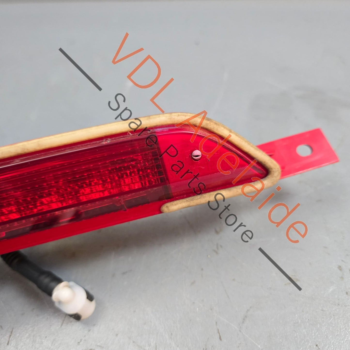 5G6945087A    VW Golf MK7 7.5 Gti R R-Line Spoiler Mounted 3rd Brake Light Middle 5G6945087A