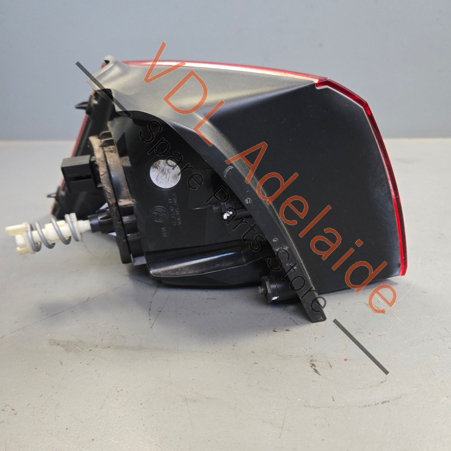 5G0945208C    VW Golf R MK7 Right Outer LED Tail Brake Light Taillight 5G0945208C