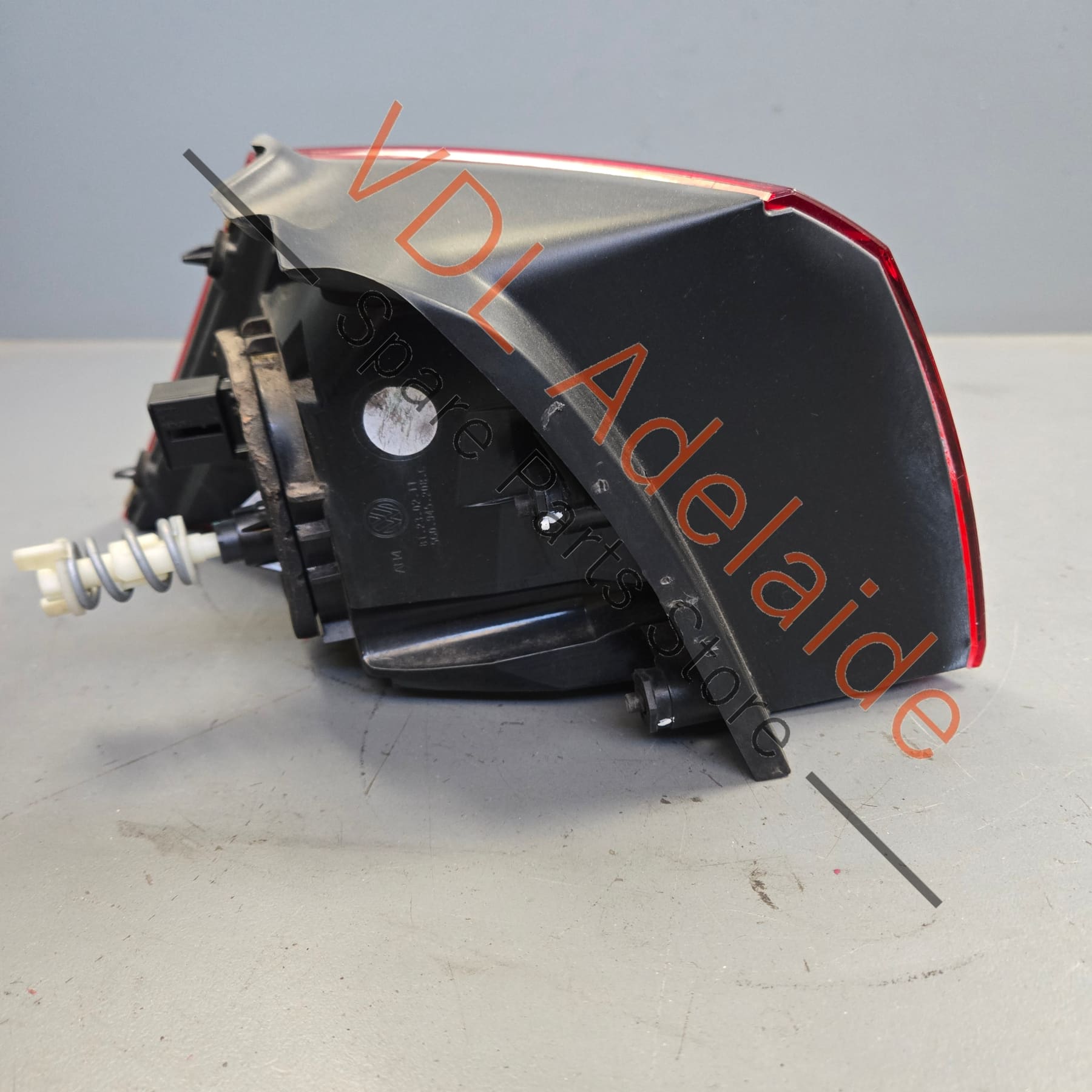 5G0945208C    VW Golf R MK7 Right Outer LED Tail Brake Light Taillight 5G0945208C