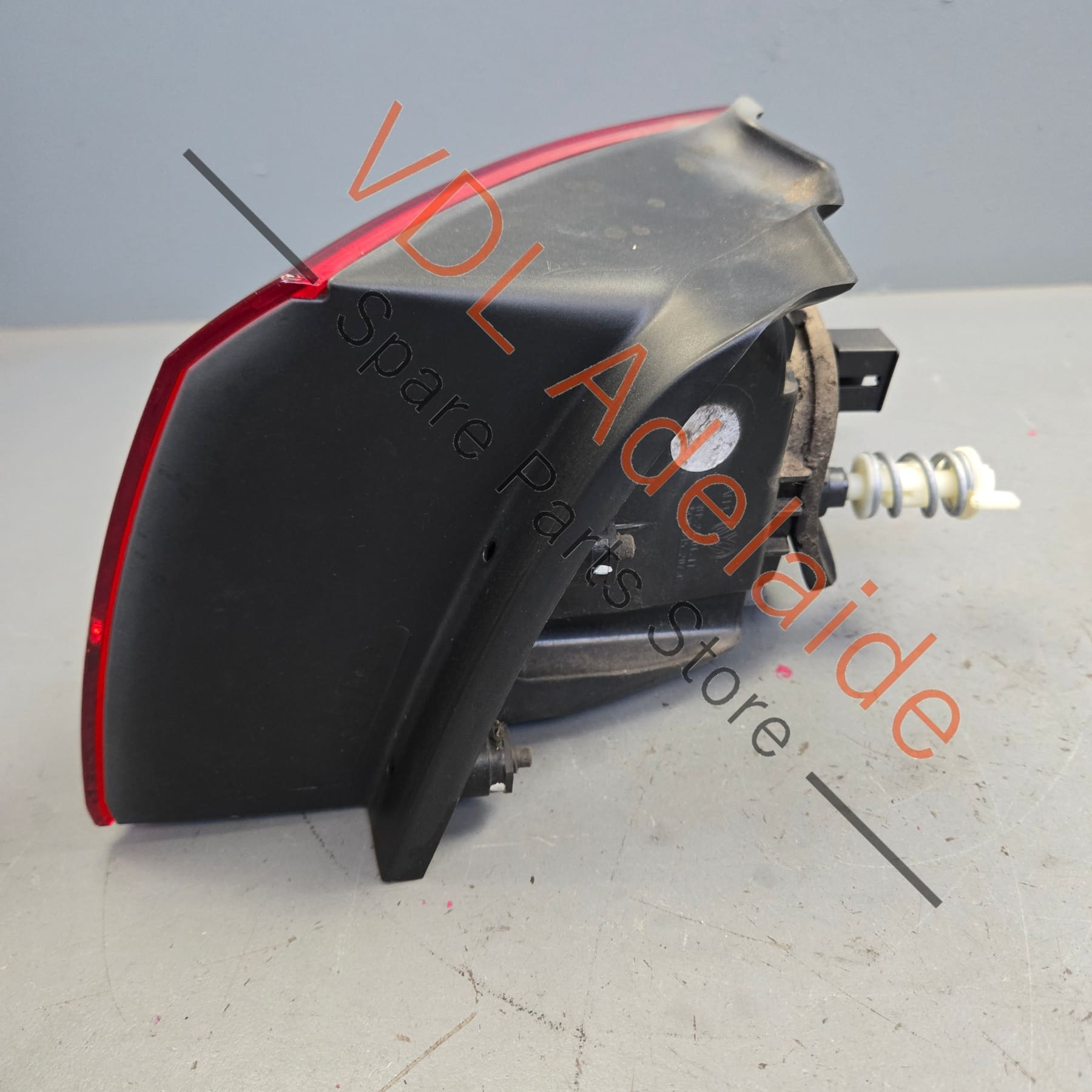5G0945207C    VW Golf R MK7 Left Outer LED Tail Brake Light Taillight 5G0945207C