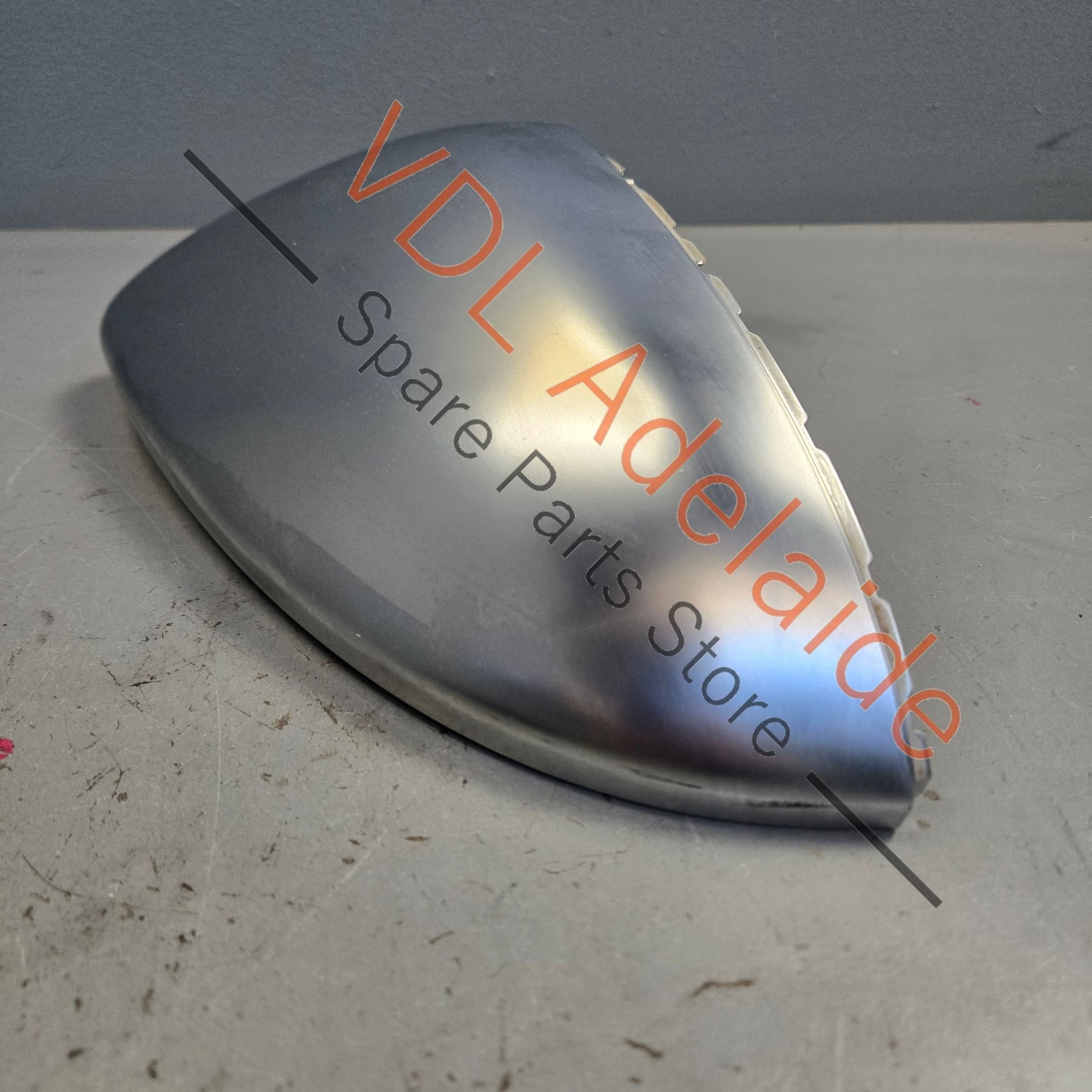 5G0857537G3Q7    VW Golf R MK7 Aluminium Chrome Finish Left Side Wing Mirror Cover Cap 5G0857537G 3Q7