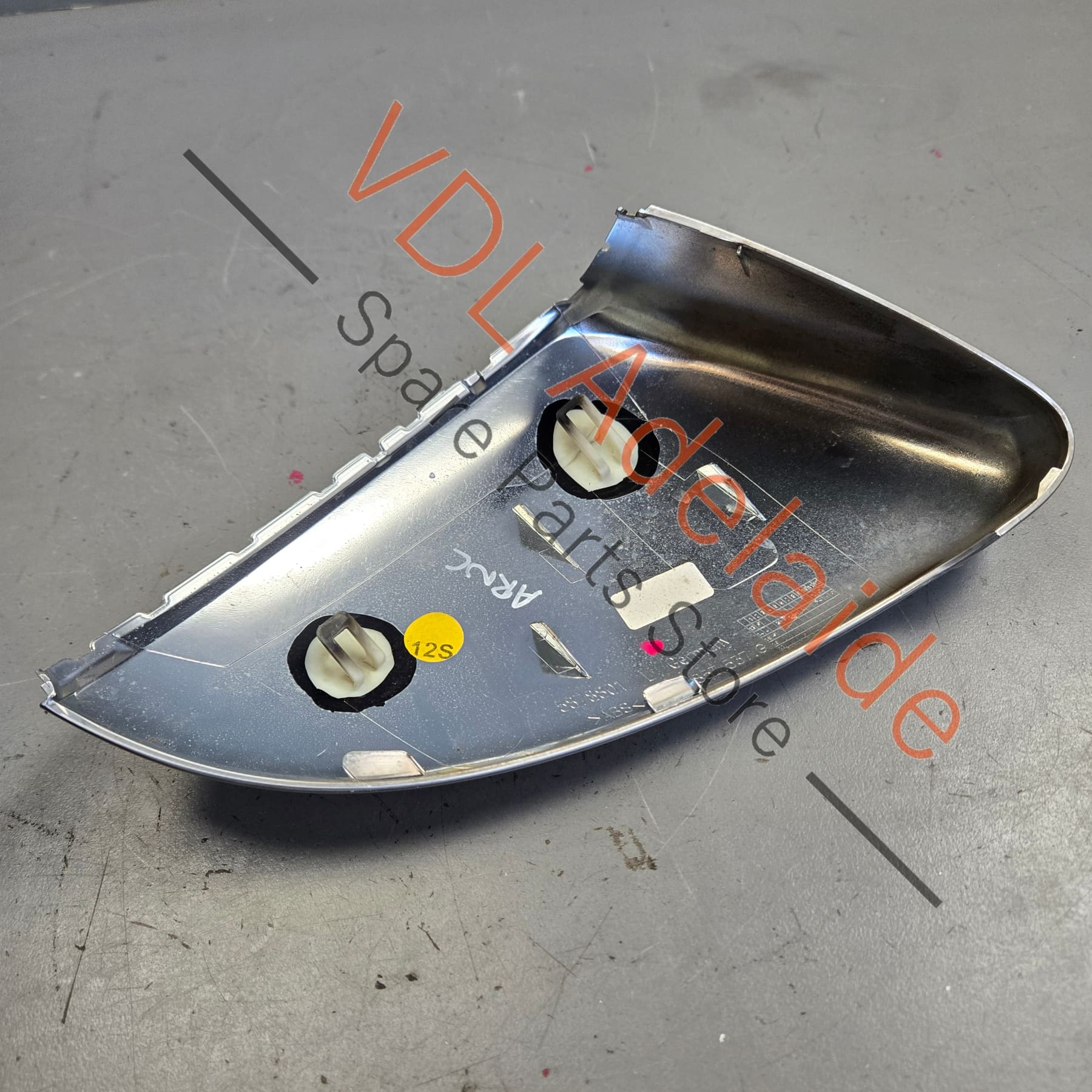 5G0857537G3Q7    VW Golf R MK7 Aluminium Chrome Finish Left Side Wing Mirror Cover Cap 5G0857537G 3Q7