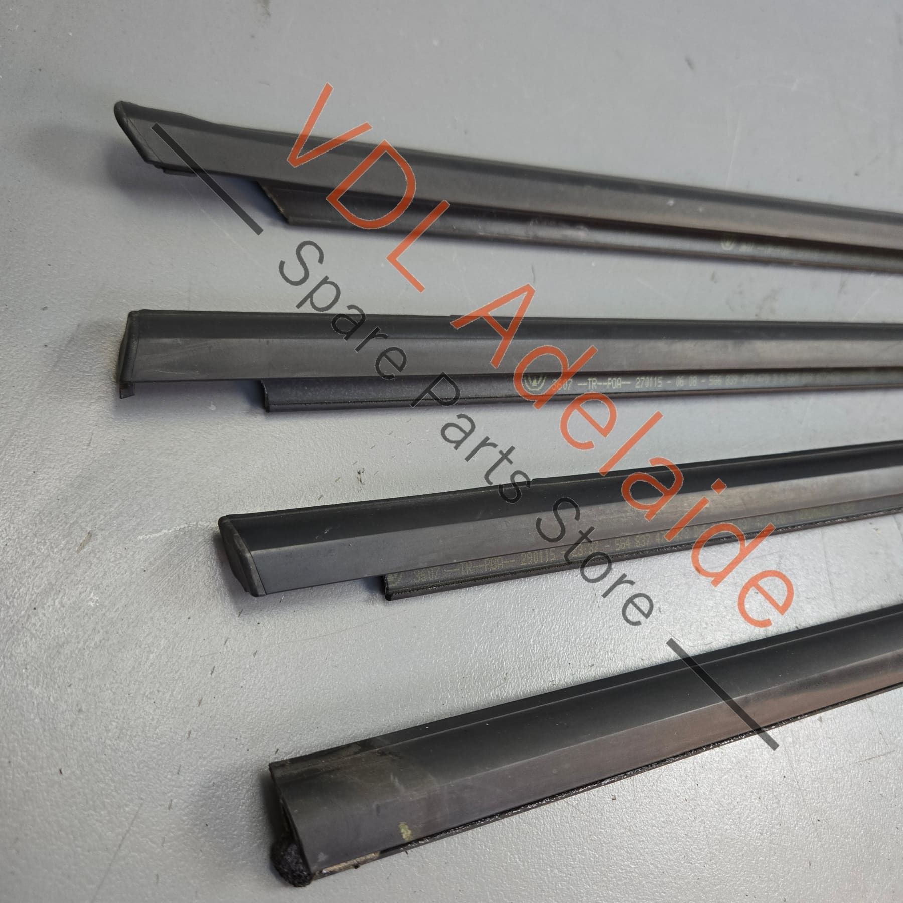 5G4837477D5AP 5G4837478D5AP   VW Golf MK7 Door Aperture Window Slot Seal Set Front & Rear Satin Black 5G4837477D 5G4837478D