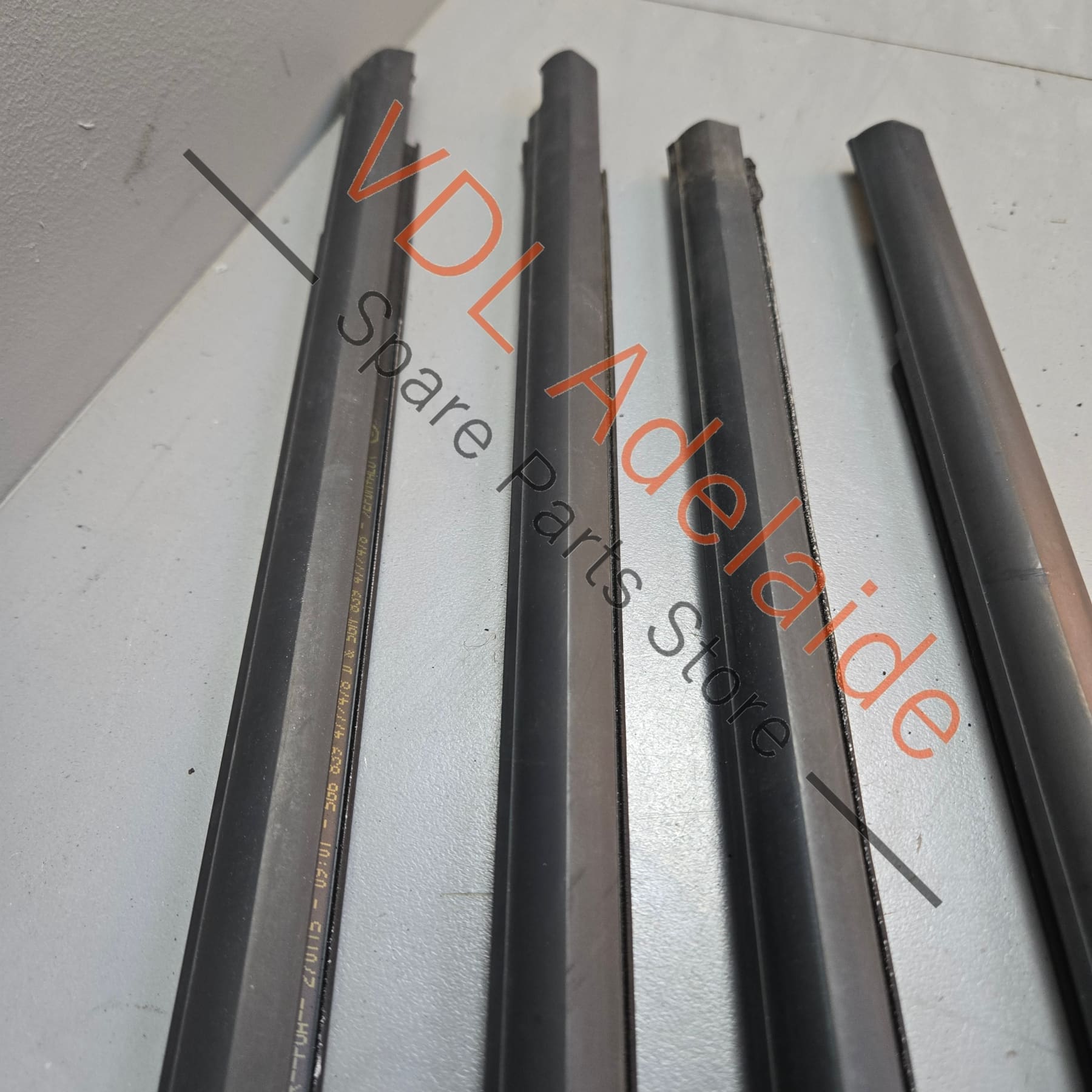 5G4837477D5AP 5G4837478D5AP   VW Golf MK7 Door Aperture Window Slot Seal Set Front & Rear Satin Black 5G4837477D 5G4837478D