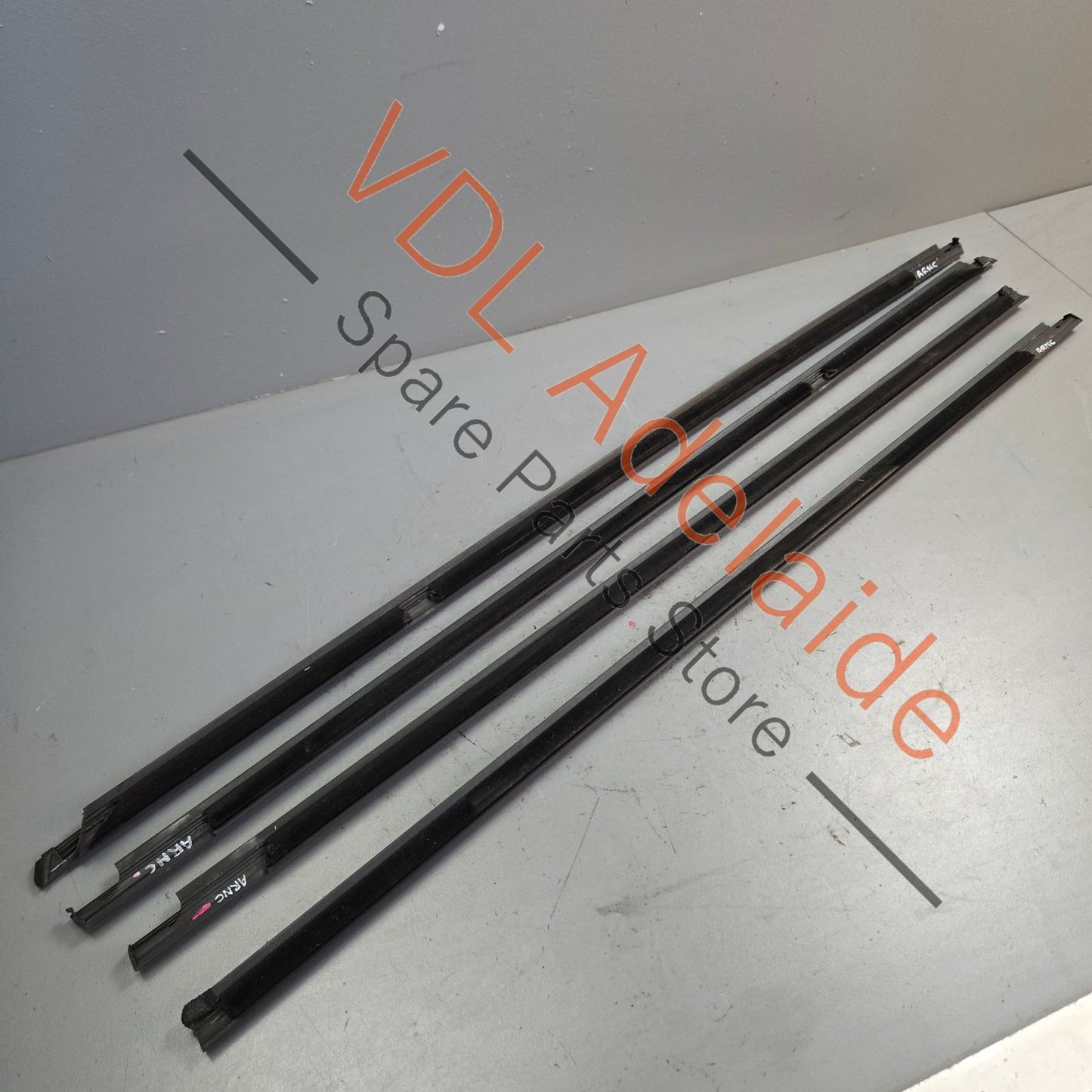 5G4837477D5AP 5G4837478D5AP   VW Golf MK7 Door Aperture Window Slot Seal Set Front & Rear Satin Black 5G4837477D 5G4837478D