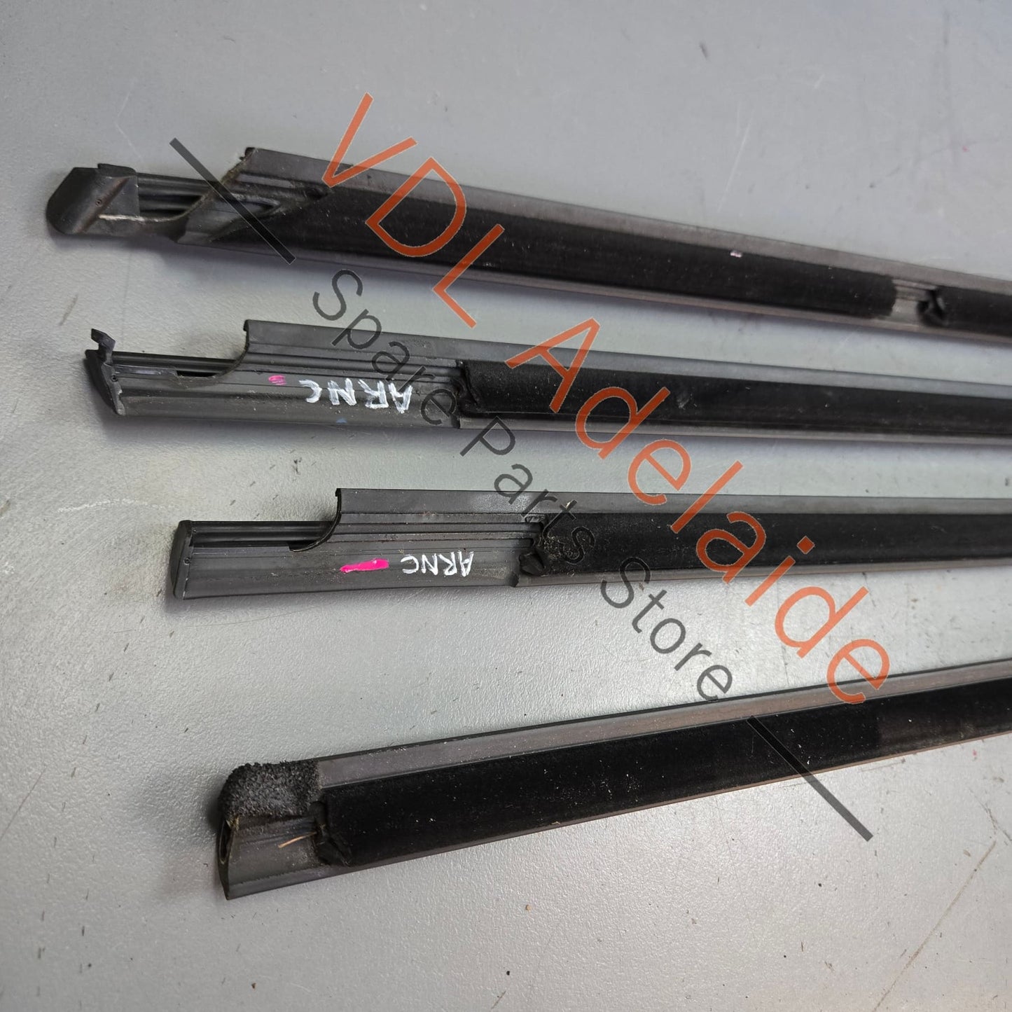 5G4837477D5AP 5G4837478D5AP   VW Golf MK7 Door Aperture Window Slot Seal Set Front & Rear Satin Black 5G4837477D 5G4837478D