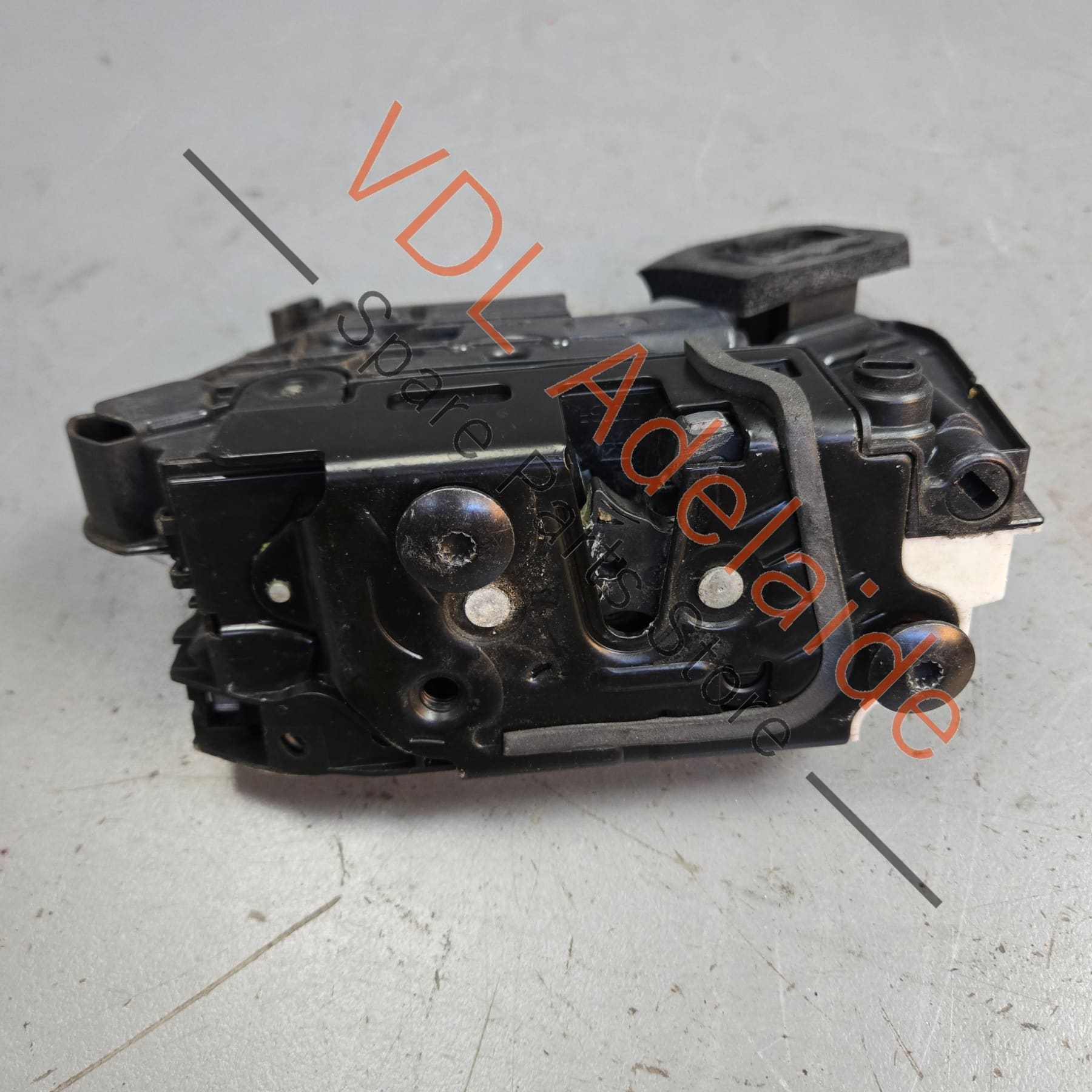 5K4839016R 5K4839016AG   VW Golf Rear Right Side Door Lock Actuator 5K4839016R 5K4839016AG