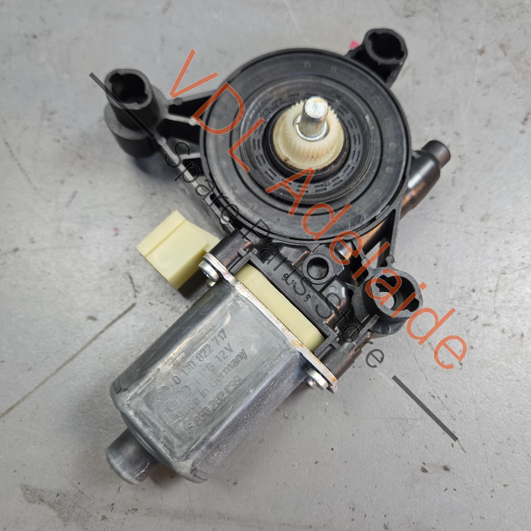 5Q0959801B 8W0959801   VW Golf MK7 Front Left Window Regulator Motor 5Q0959801B 8W0959801